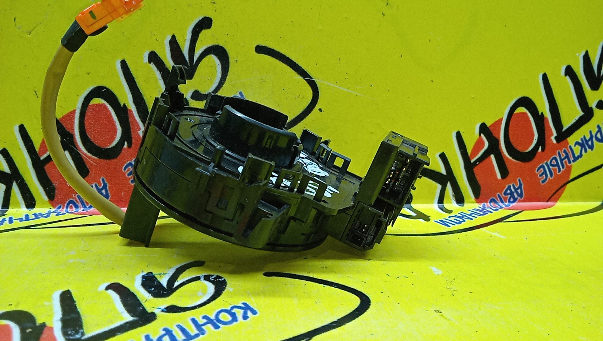 ШЛЕЙФ AIRBAG/TOY/ALLION/AURIS/BELTA/BLADE/AXIO/FIELDER/RUMION/ESTIMA/IST/MARK X ZIO/NOAH/PREMIO/RACTIS/VITZ/VOXY/YARIS/ACR50W/ACR55W/ANA10/ANA15/AZE154H/AZE156H/GRE156H/GSR50W/GSR55W/KSP130/KSP92/NCP100/NCP105/NCP110/NCP131/NCP96/NSP135/NZE144/NZE144G/NZE151H/NZE151N/NZE154H/NZT260/SCP100/SCP92/ZRE142/ZRE142G/ZRE144/ZRE144G/ZRE152H/ZRE152N/ZRE154H/ZRE154N/ZRR70G/ZRR75G/ZRT260/ZRT261/ZRT265/ZSP110/ZZE150/NZE141/2*1/2*1*7 КОНТ./С ДАТЧИКОМ ПОЛОЖЕНИЯ РУЛЯ