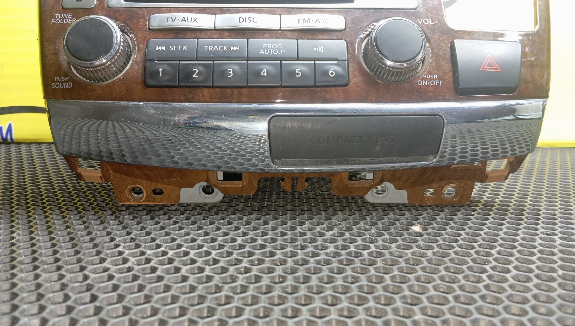 АВТОМАГНИТОЛА/NIS/ELGRAND/E51/25915WB32B