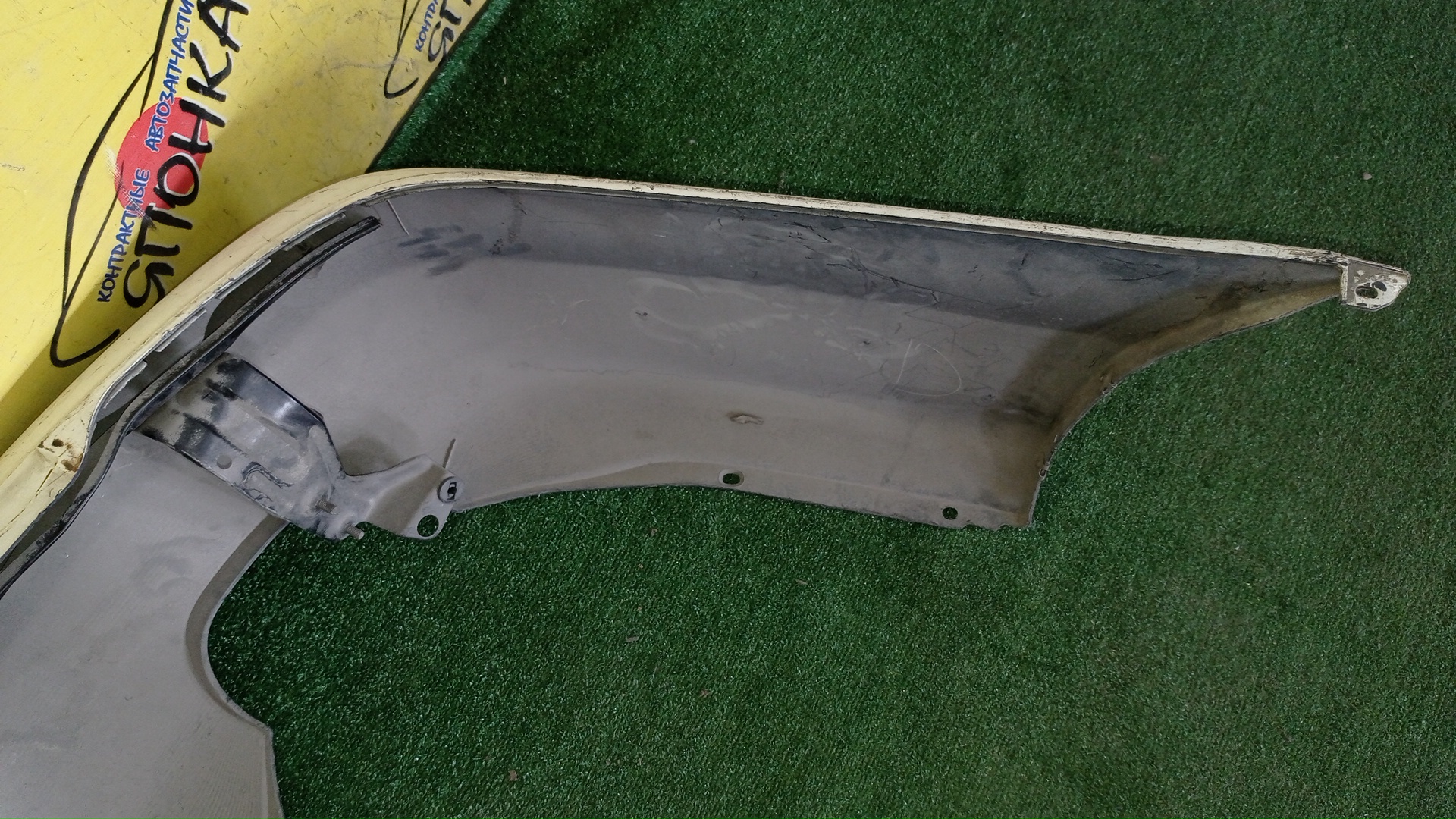 БАМПЕР/MMC/GALANT/E52A/E53A/E54A/E57A/E64A/E72A/E74A/E77A/E84A/B/MR162124