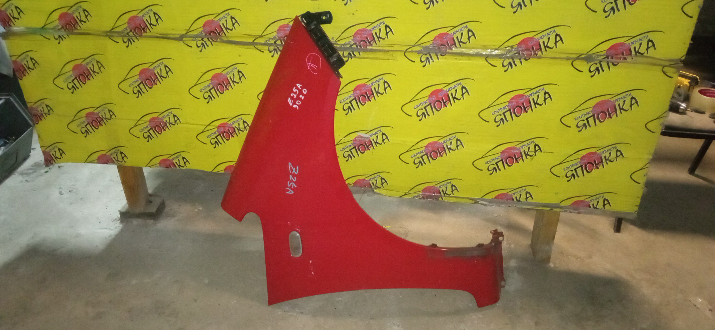 КРЫЛО/MMC/COLT/COLT PLUS/Z21A/Z21W/Z22A/Z22W/Z23A/Z23W/Z24A/Z24W/Z25A/Z26A/Z27A/Z27AG/Z27W/Z28A/F/R/MN133356