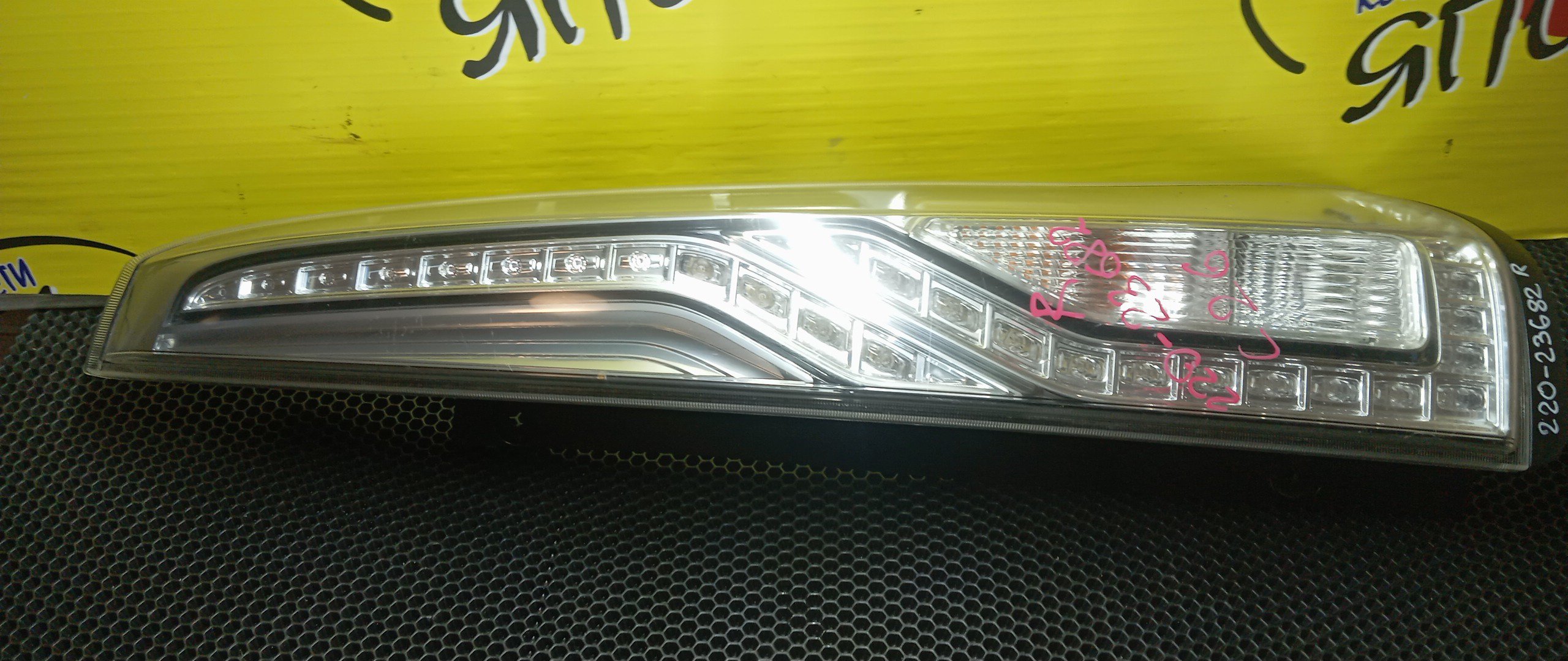 ФОНАРЬ/NIS/SERENA/C26/FC26/FNC26/HC26/HFC26/NC26/SC26/SHC26/SNC26/22023682/R