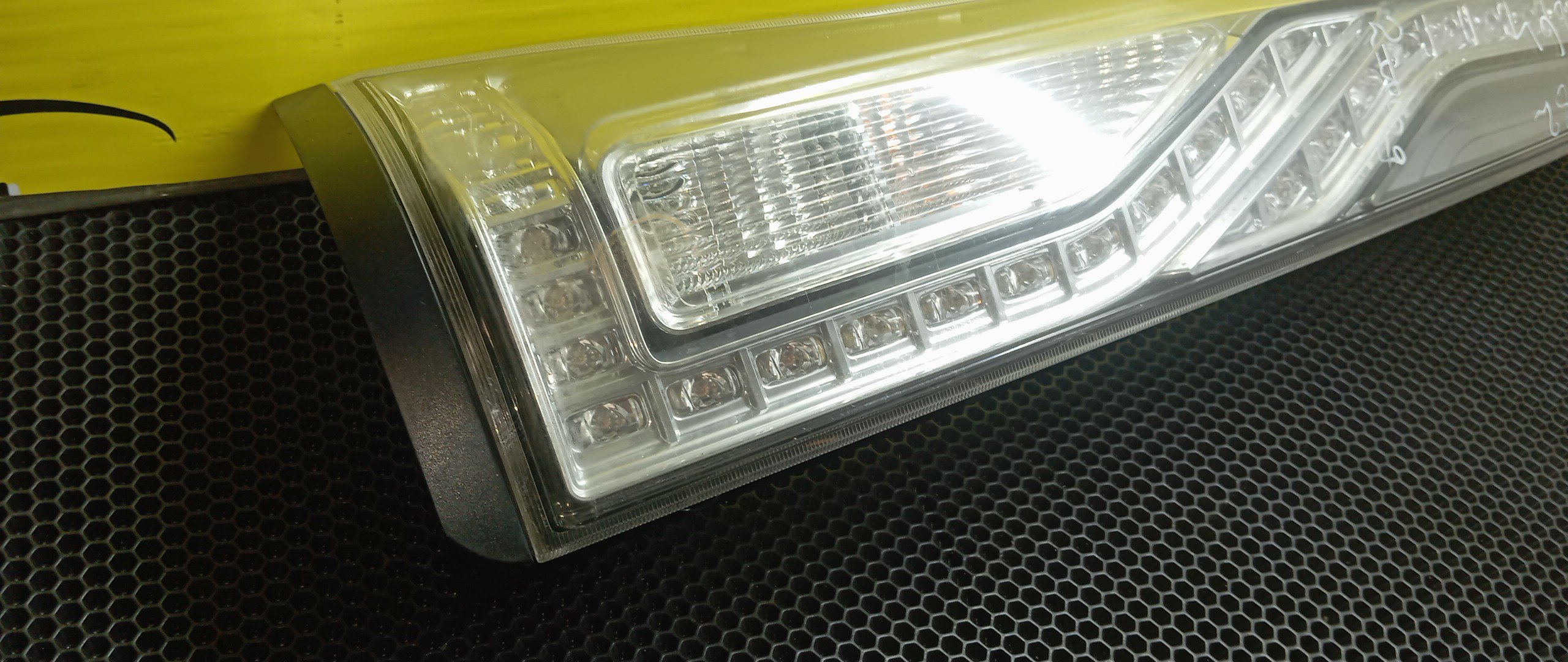 ФОНАРЬ/NIS/SERENA/C26/FC26/FNC26/HC26/HFC26/NC26/SC26/SHC26/SNC26/22023682/L