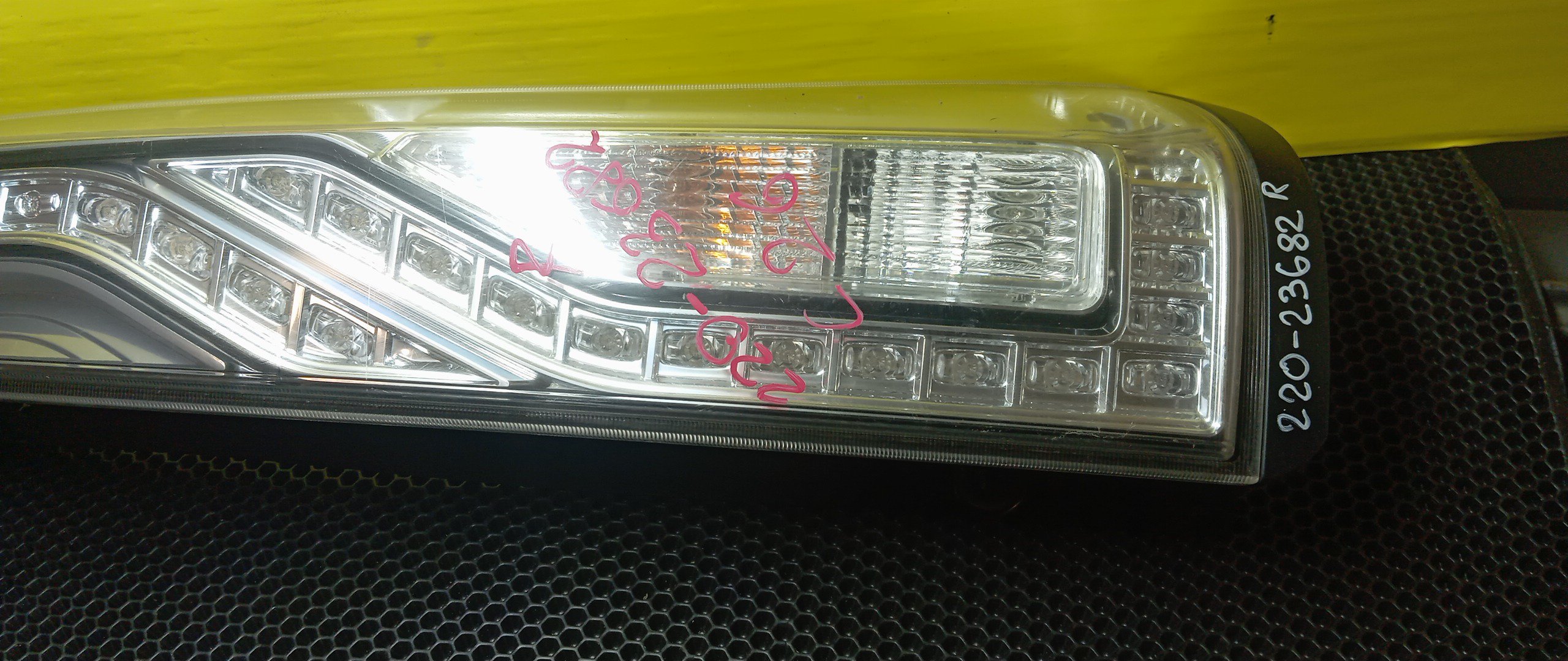 ФОНАРЬ/NIS/SERENA/C26/FC26/FNC26/HC26/HFC26/NC26/SC26/SHC26/SNC26/22023682/R