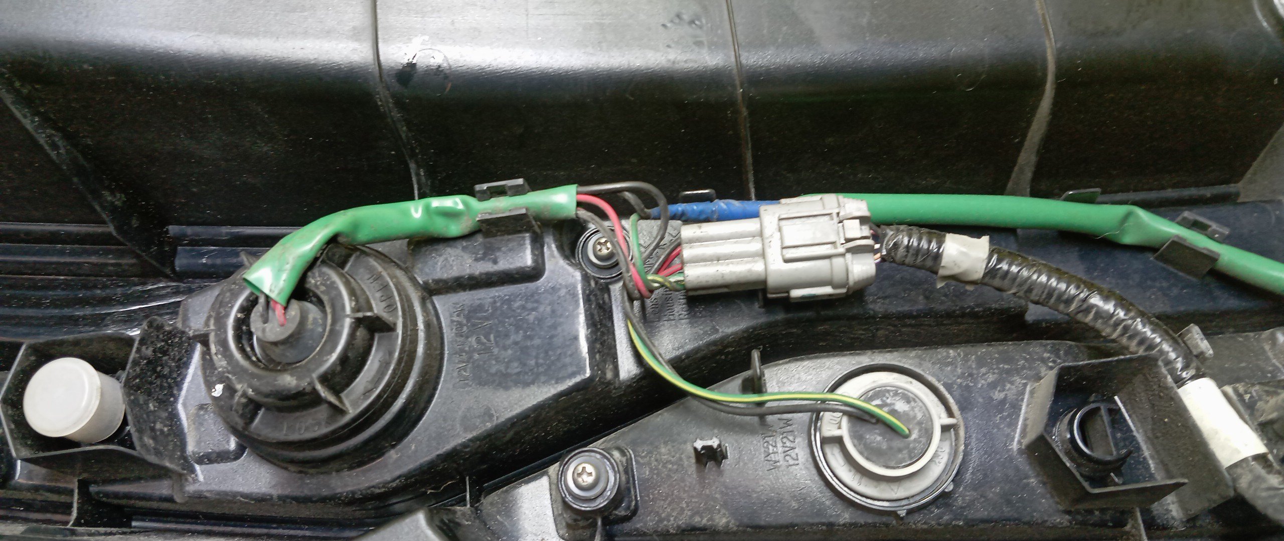 ФОНАРЬ/NIS/SERENA/C26/FC26/FNC26/HC26/HFC26/NC26/SC26/SHC26/SNC26/22023682/R