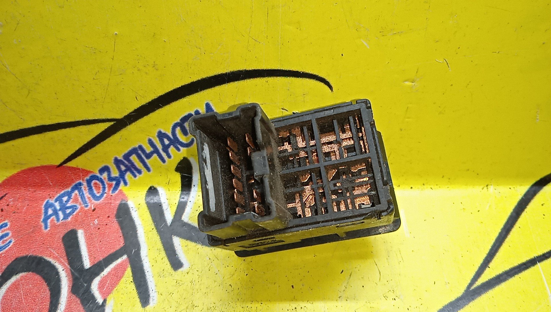 БЛОК УПРАВЛЕНИЯ ЗЕРКАЛАМИ/NIS/AD/ATLAS/AVENIR/CEDRIC/CREW/EXPERT/GLORIA/LIBERTY/PRAIRIE/PRIMERA/SERENA/WINGROAD/Y11/SQ1F24/SQ2F24/SZ2F24/SZ1F24/TZ3F24/TZ2F24/SZ4F24/SZ5F24/W11/RW11/RNW11/BJY31/QJY31/CBJY31/QK30/K30/VW11/VENW11/VNW11/VEW11/RNM12/RM12/M12/P12/WTP12/WTNP12/WRP12/RP12/TP12/HP12/WHP12/TNP12/QP12/TNC24/TC24/RC24/25570AU000