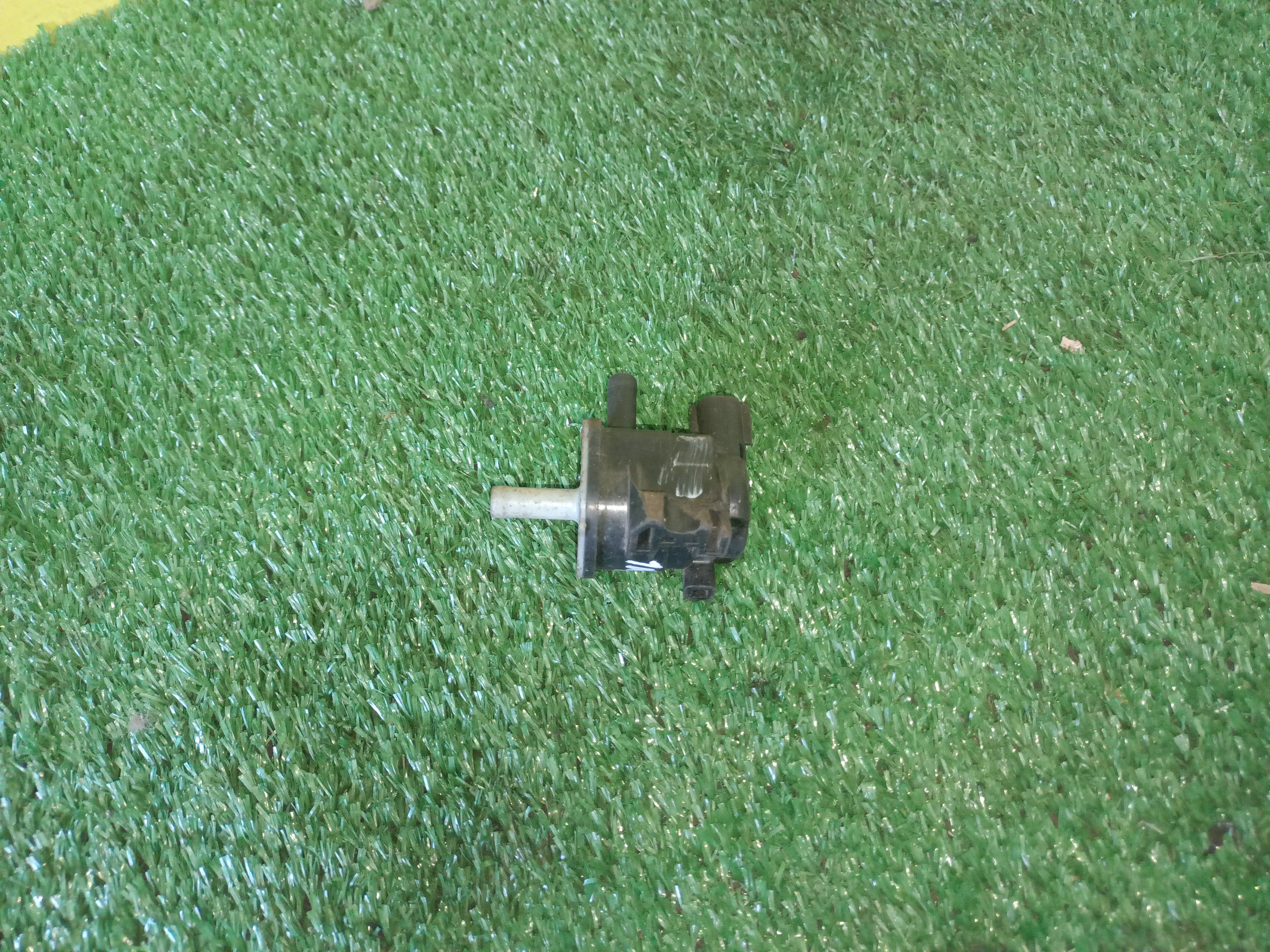 ВАКУУМНЫЙ КЛАПАН/TOY/1KRFE/2TRFE/1TRFE/1NRFE/1KRVET/3TRFE/9091012280