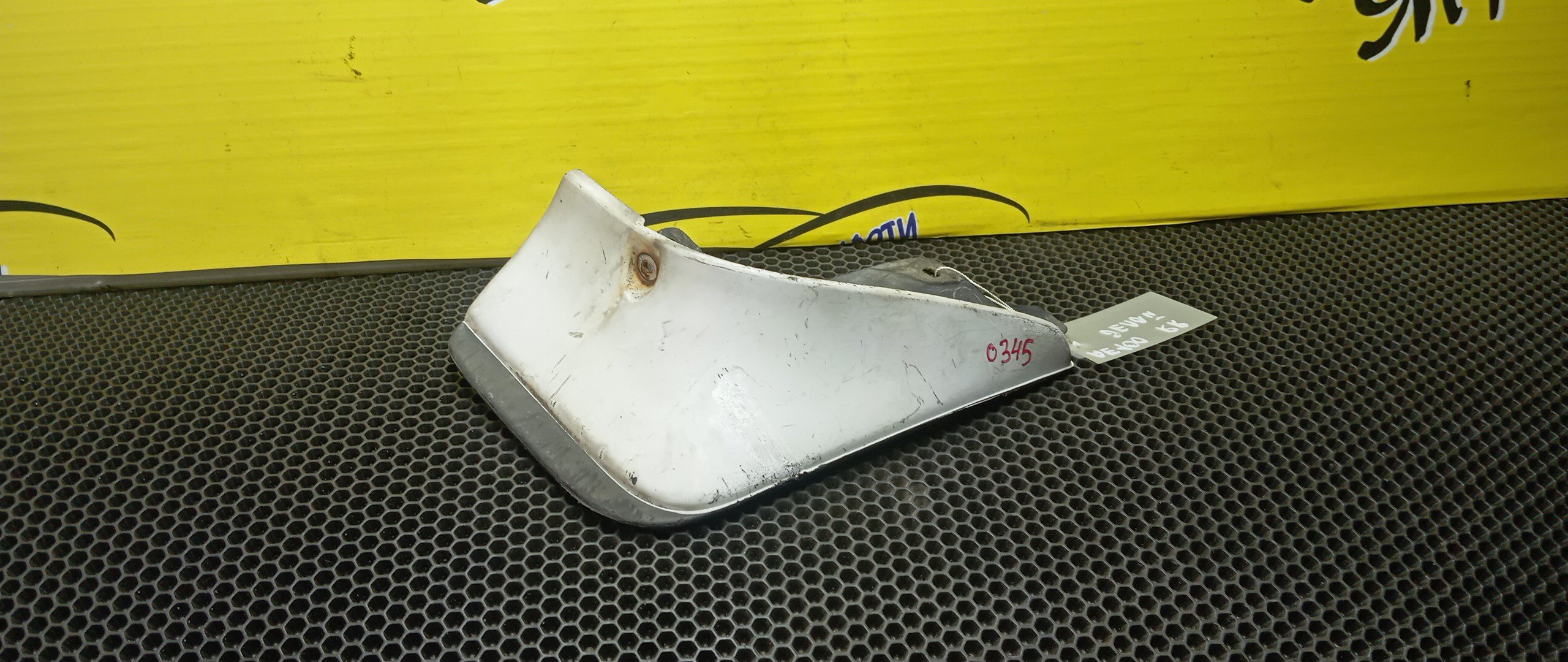 БРЫЗГОВИК/TOY/COROLLA/AE100/AE101/AE102/AE104/AE109/CE100/CE102/CE102G/CE104/CE105/CE106/CE107/CE108/CE108G/CE109/EE101/EE102/EE103/EE104/EE104G/EE106/EE107/EE108/EE108G/B/R/SEDAN