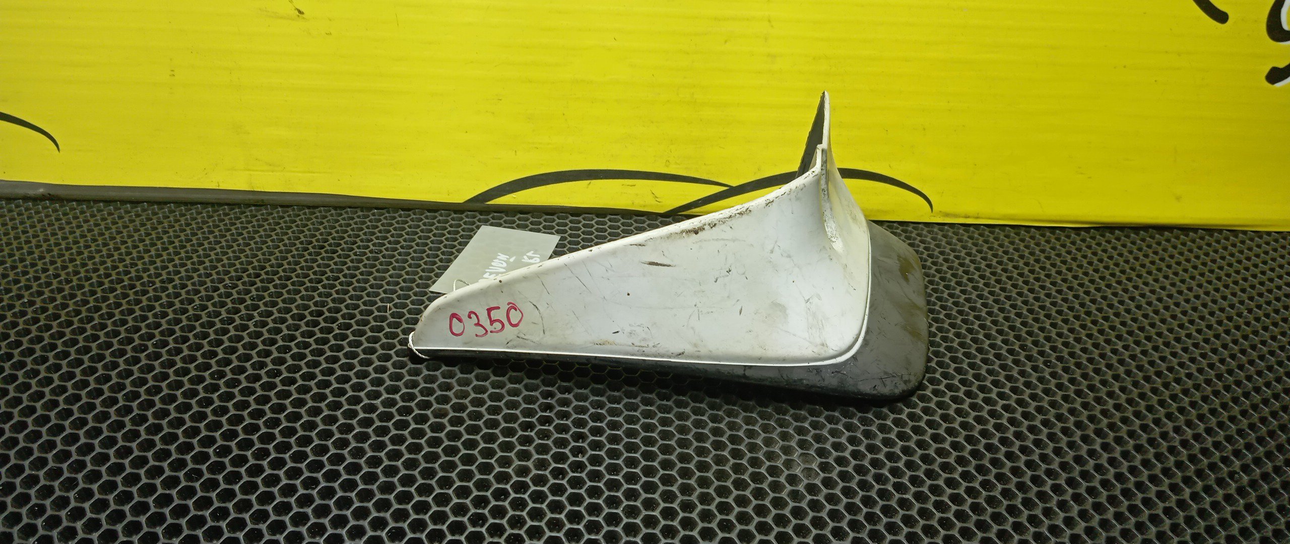 БРЫЗГОВИК/TOY/CARINA/CORONA PREMIO/AT210/AT211/AT212/CT210/CT211/CT215/CT216/ST210/ST215/B/L/2 МОДЕЛЬ