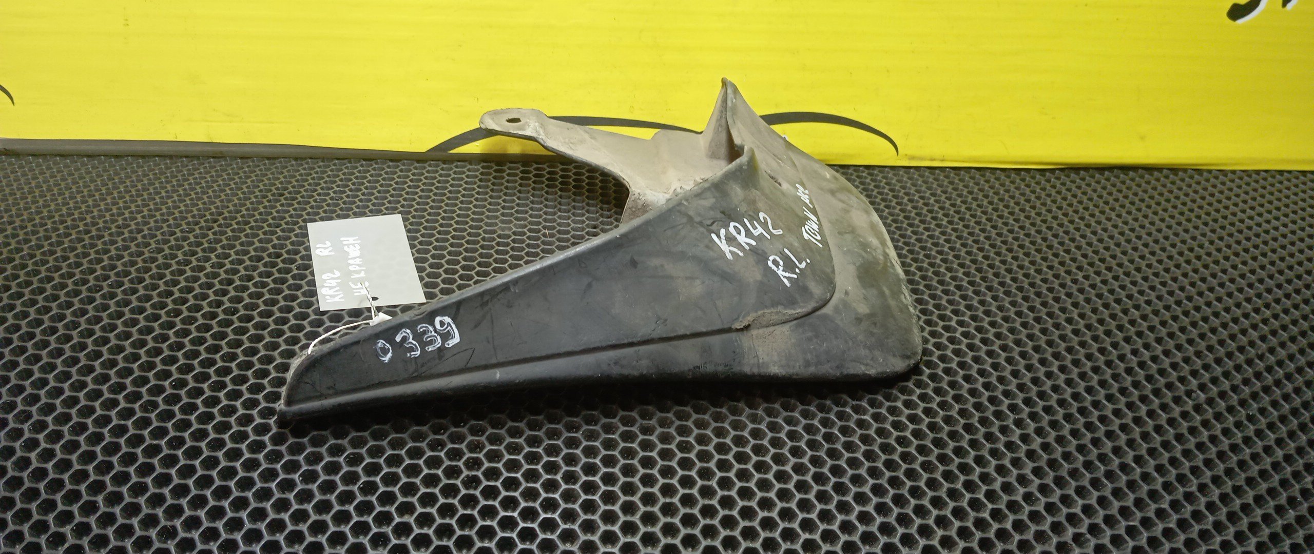 БРЫЗГОВИК/TOY/DELTA/LITE ACE NOAH/TOWN ACE NOAH/CR40G/CR40N/CR41V/CR42V/CR50G/CR50N/CR51V/CR52V/KR41V/KR42V/KR52V/SR40G/SR40N/SR50G/SR50N/B/L