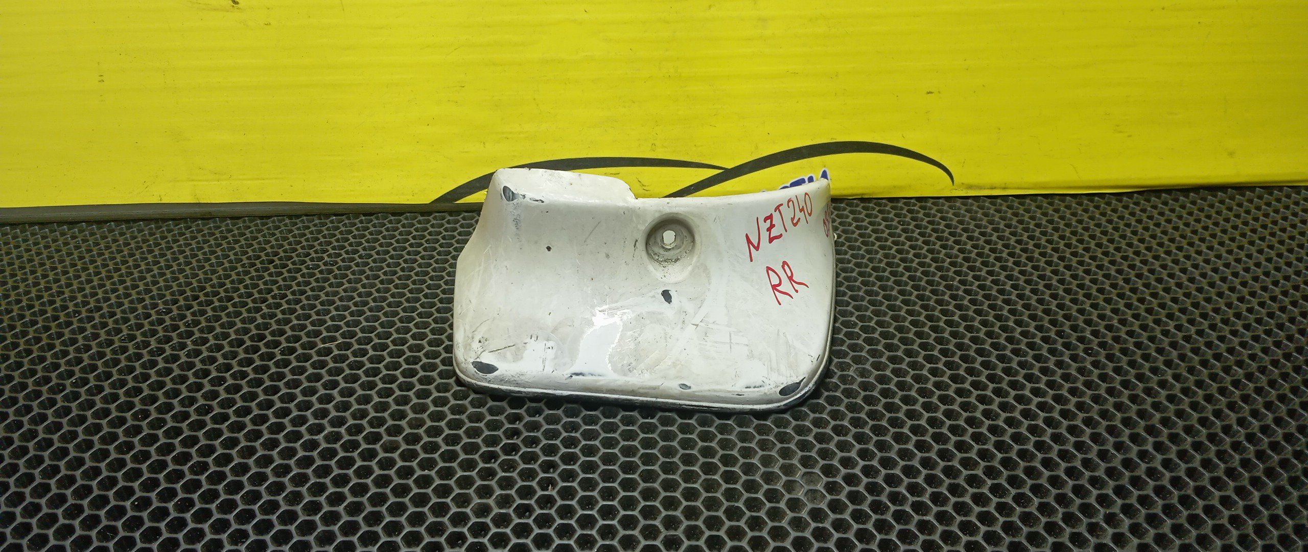 БРЫЗГОВИК/TOY/ALLION/PREMIO/AZT240/NZT240/ZZT240/ZZT245/B/R