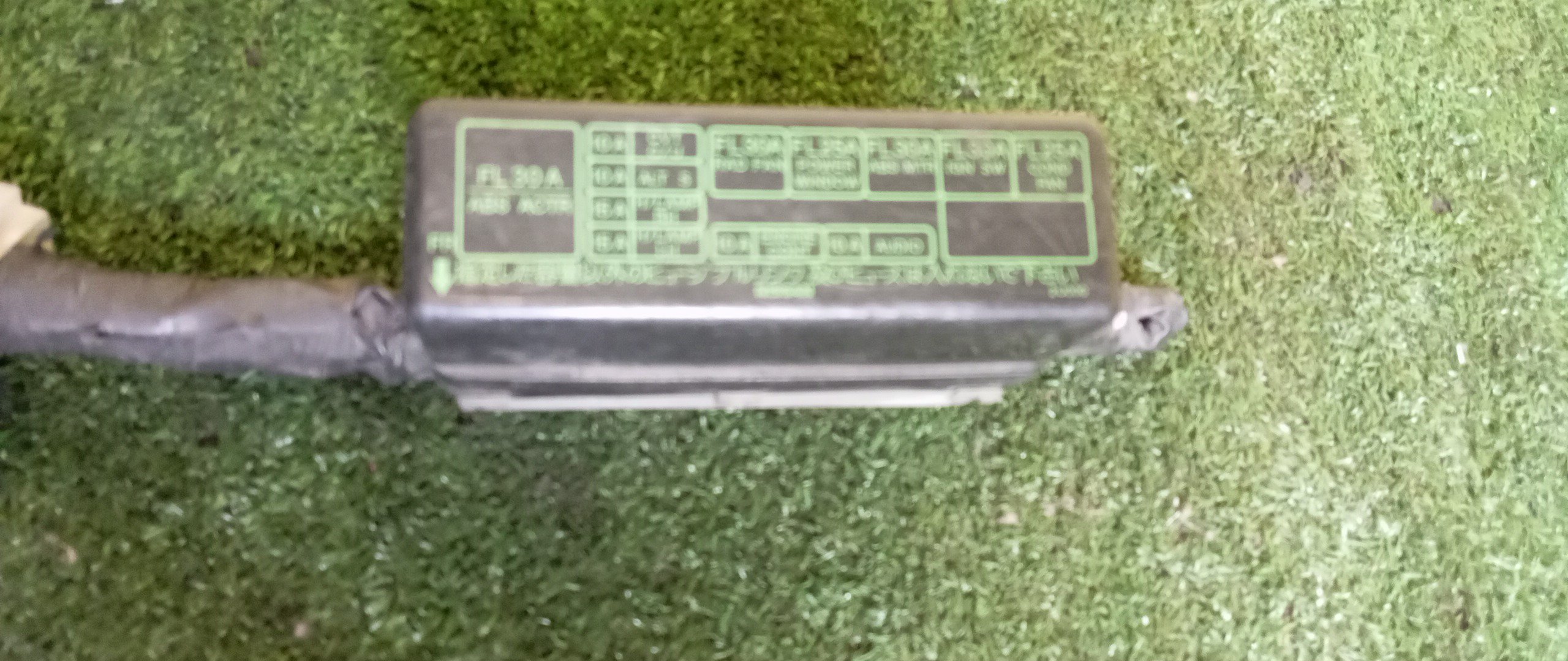 БЛОК ПРЕДОХРАНИТЕЛЕЙ ПОД КАПОТ/NIS/MARCH/CUBE/K11/HK11/ANK11/AK11/Z10/AZ10/ANZ10/CG10/CG13/CGA3/МАЛЫЙ