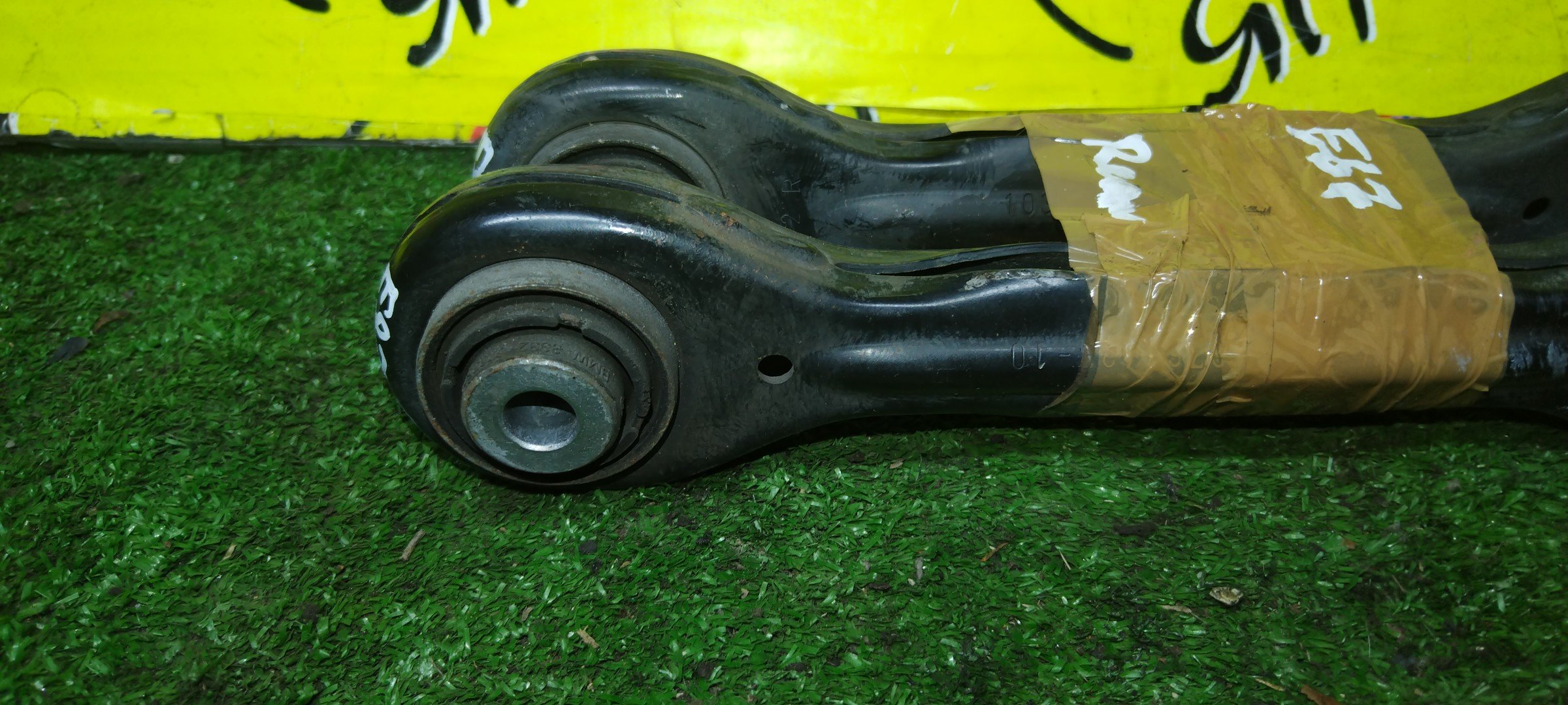 РЫЧАГ/BMW/1-SERIES/3-SERIES/X1/E81/E82/E84/E87/E88/E90/E91/E92/E93/B/LEFT=RIGHT/DOWN/ПОПЕРЕЧНЫЙ/САЙЛЕНТБЛОК-САЙЛЕНТБЛОК/2WD/4WD