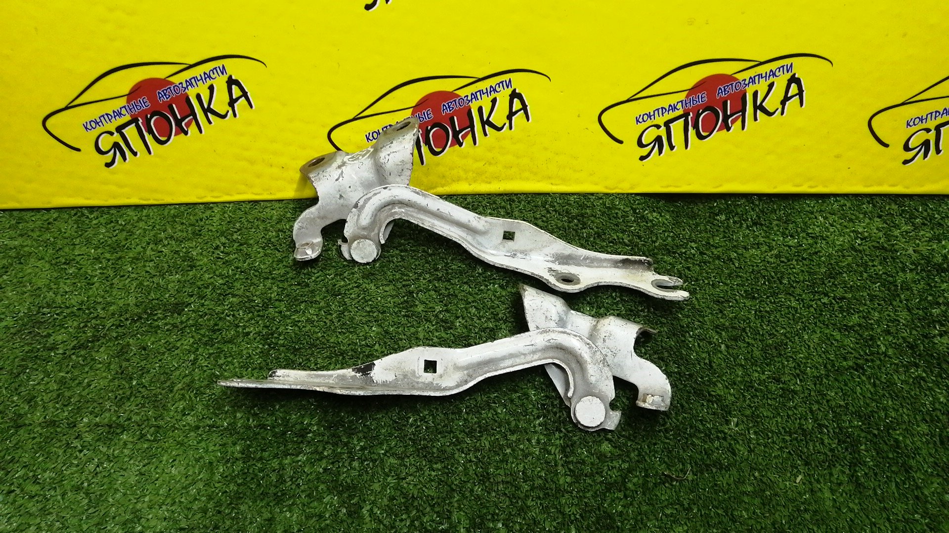 ПЕТЛЯ КАПОТА/MAZ/DEMIO/VERISA/DC5R/DC5W/DY3R/DY3W/DY5R/DY5W/КОМПЛЕКТ/B01W52420/B01W52410/D35052410C/D35052420C/D35052410B/D35052420B