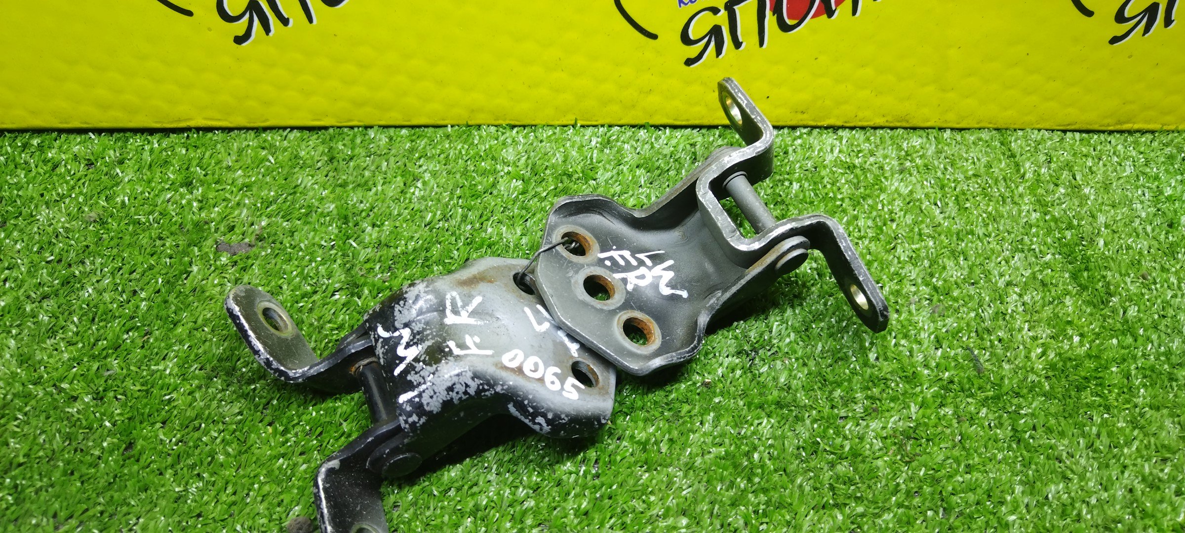 ПЕТЛИ ДВЕРИ/MAZ/MPV/LWEW/LW3W/LW5W/F/R