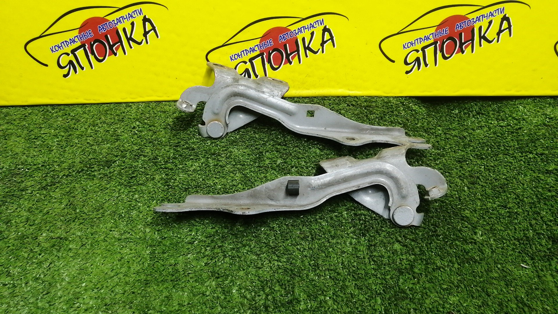 ПЕТЛЯ КАПОТА/MAZ/DEMIO/VERISA/DC5R/DC5W/DY3R/DY3W/DY5R/DY5W/КОМПЛЕКТ/B01W52420/B01W52410/D35052410C/D35052420C/D35052410B/D35052420B