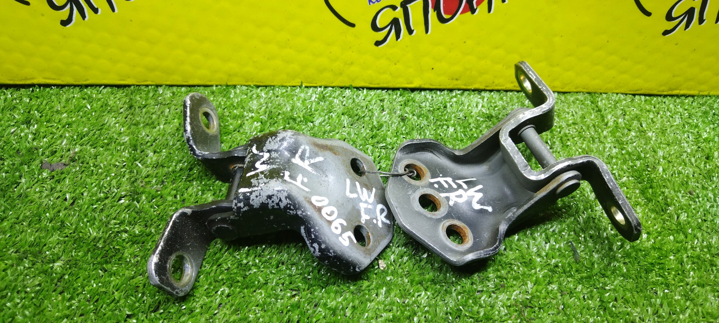 ПЕТЛИ ДВЕРИ/MAZ/MPV/LWEW/LW3W/LW5W/F/R