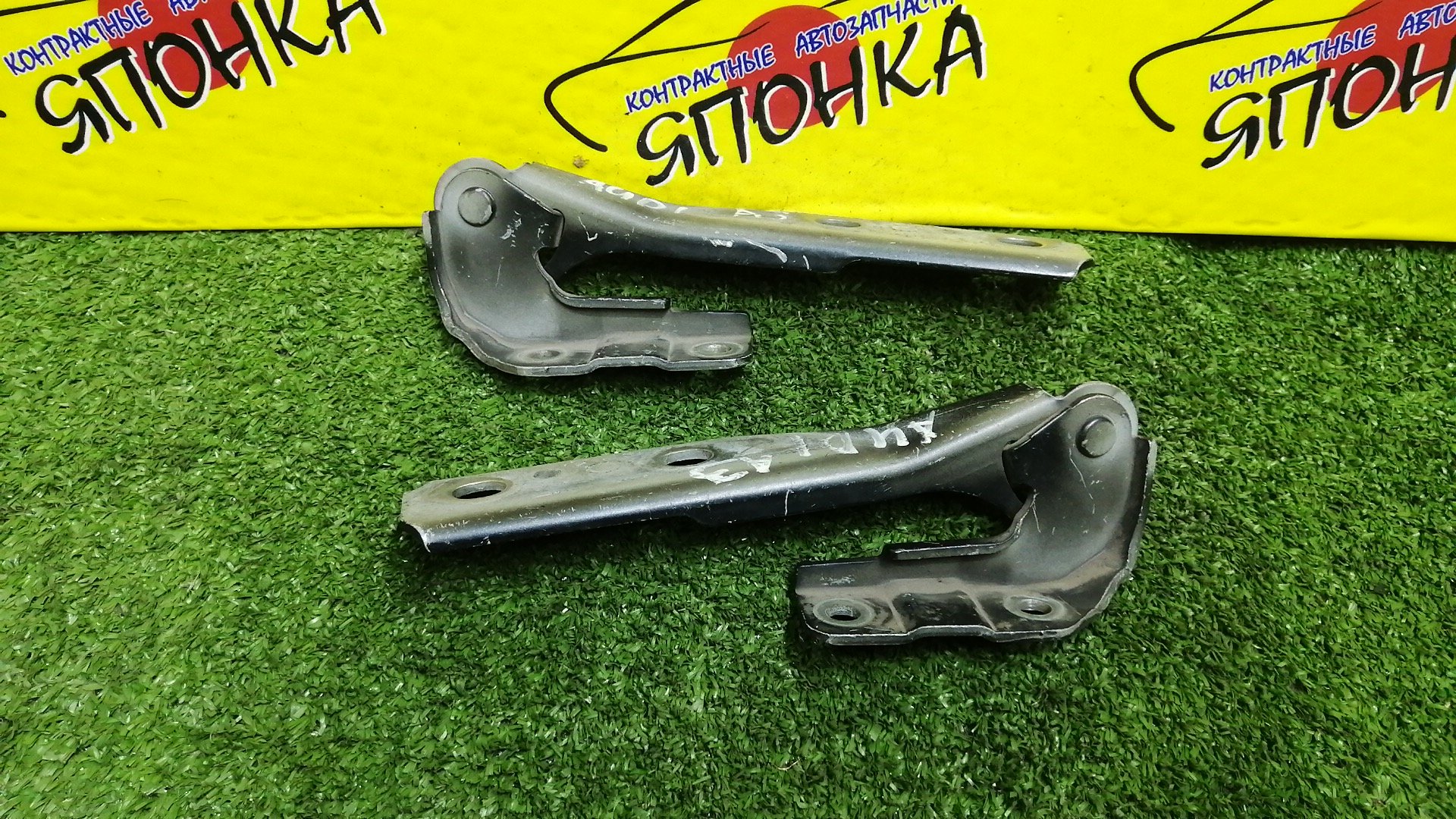 ПЕТЛЯ КАПОТА/AUDI/A3/S3/8P1/8P7/8PA/КОМПЛЕКТ/8P0823301B/8P0823302B