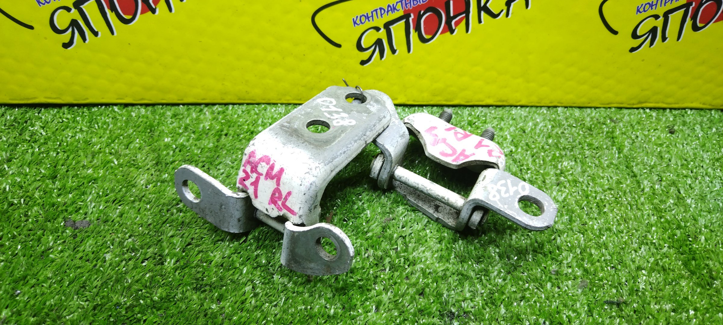 ПЕТЛИ ДВЕРИ/TOY/LEXUS ES300/SCION XB/AVENSIS VERSO/CAMRY GRACIA/CAMRY/IPSUM/MARK II WAGON QUALIS/OPA/PICNIC/PRIUS/RAV4/SCION/WILL VI/WINDOM/BB/MCV20/NCP31/ACM20/ACM21/MCV21/MCV25/SXV20/SXV25/ACM26/ACT10/ZCT10/ZCT15/NHW10/NHW11/SXA11/SXA16/NCP19/NCP30/NCP35/B/L/ПАРА(ВЕРХ+НИЗ)/6876042010