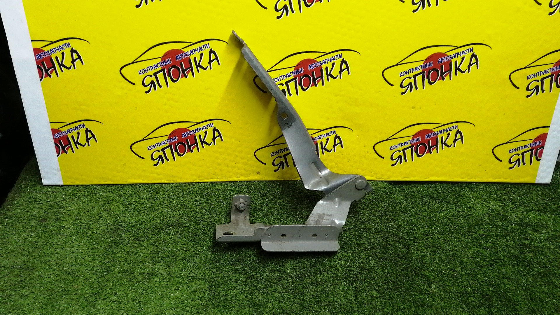 ПЕТЛЯ КАПОТА/NIS/INFINITI/FUGA/M35/M45/GY50/PNY50/PY50/Y50/L/65400EG000