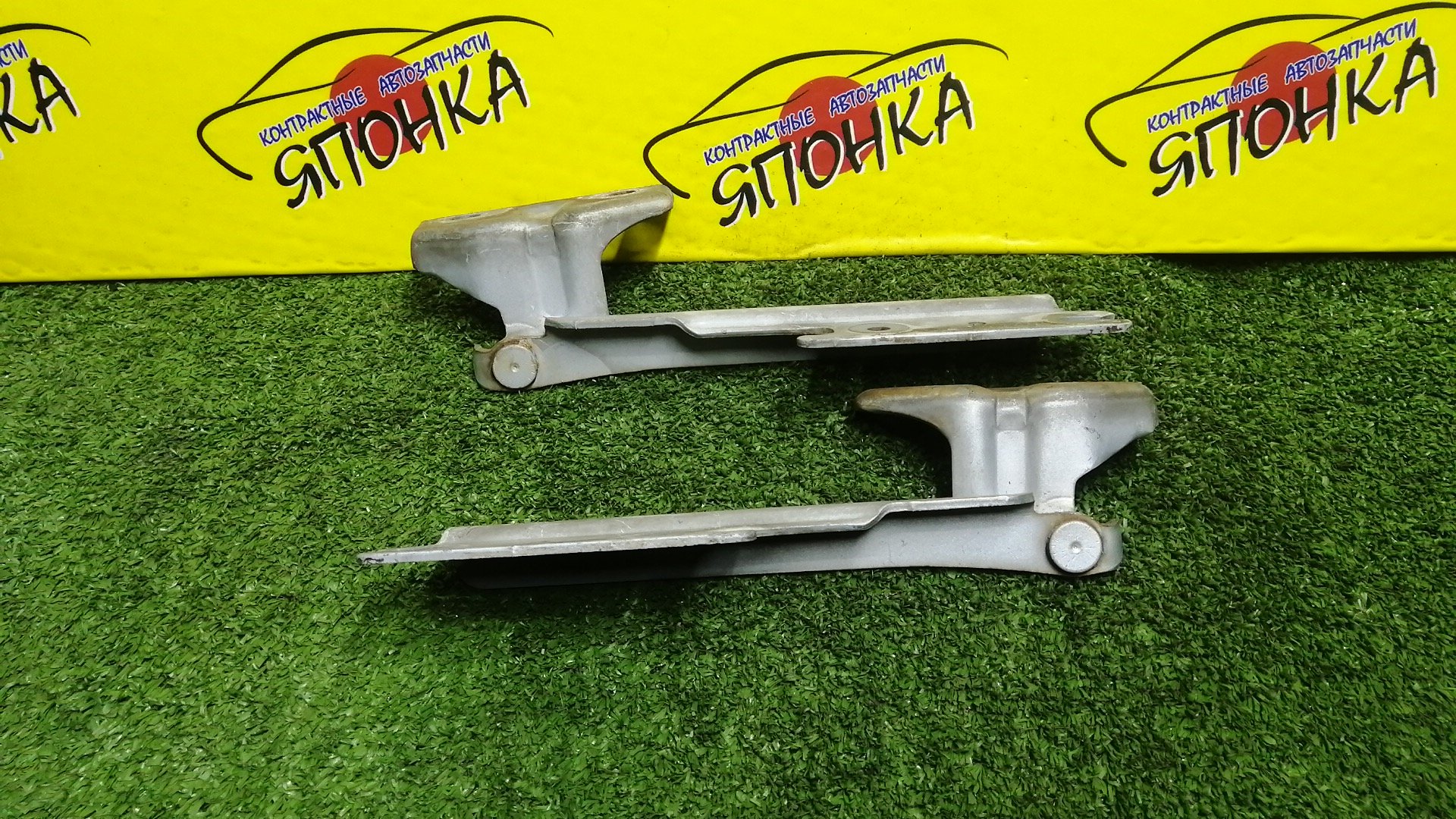 ПЕТЛЯ КАПОТА/MAZ/626/CAPELLA/TELSTAR GF/GF8P/GFEP/GFER/GFFP/GW5R/GW8W/GWER/GWEW/GWFW/КОМПЛЕКТ/GE4T52410/GE4T52420