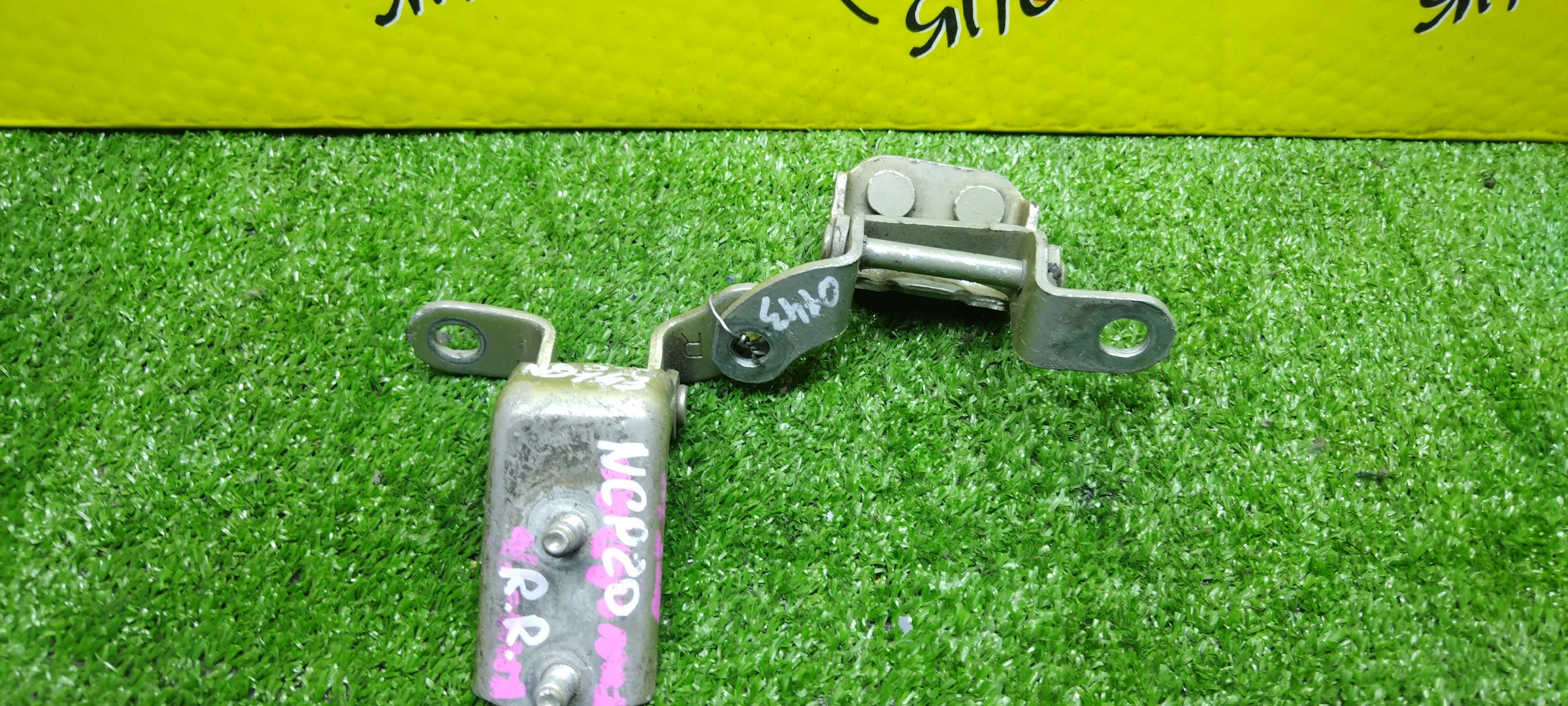 ПЕТЛИ ДВЕРИ/TOY/FUNCARGO/ECHO/PLATZ/VITZ/NCP10/NCP12/NCP13/NCP15/NCP16/NCP20/NCP21/NCP25/SCP10/SCP11/SCP12/SCP13/B/R/ПАРА(ВЕРХ+НИЗ)/6877052010/687500D010