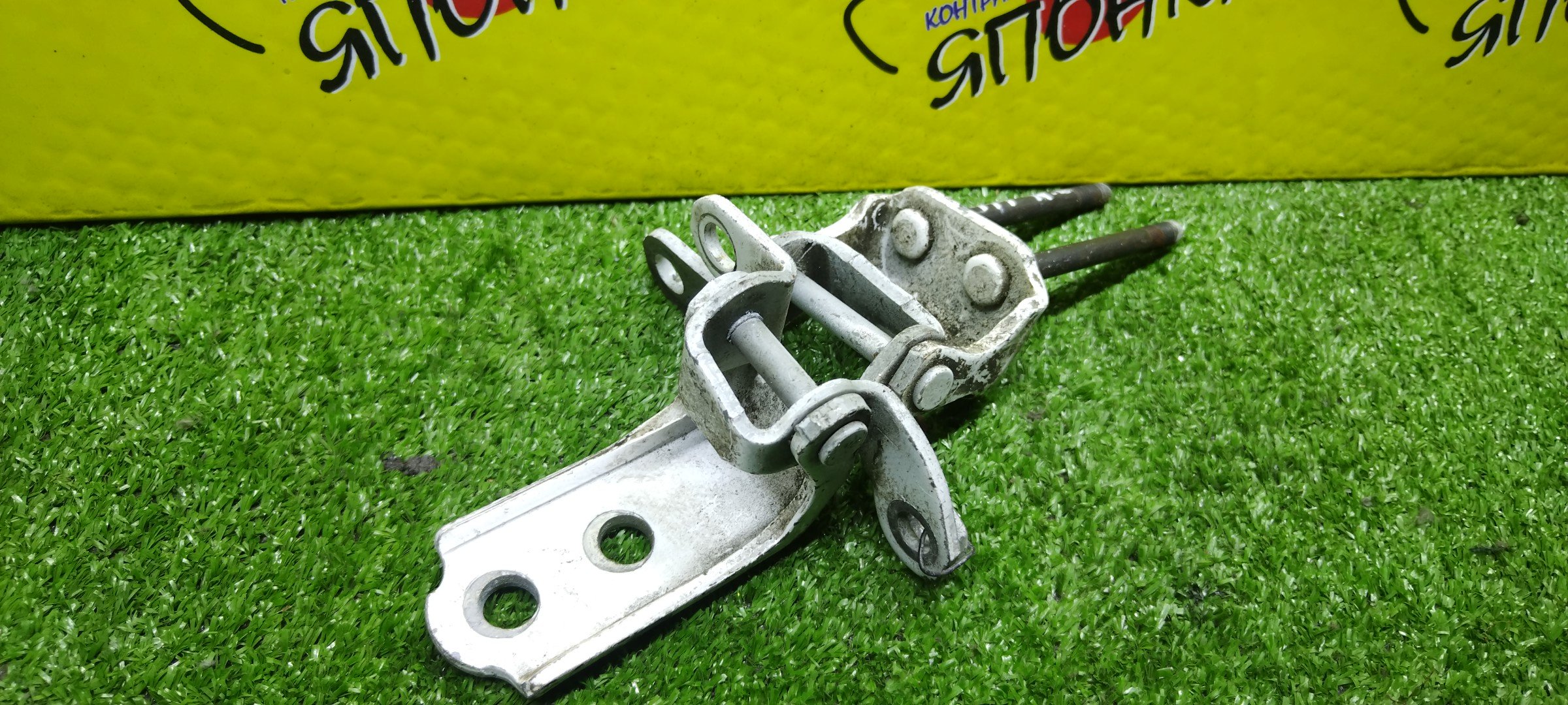 ПЕТЛИ ДВЕРИ/TOY/CAMRY/CHASER/CRESTA/MARK II WAGON BLIT/MARK II/VEROSSA/VISTA/SV40/SV43/GX100/GX105/GX90/JZX100/JZX101/JZX105/JZX90/JZX91/JZX93/LX100/LX90/SX100/SX90/GX110/GX115/JZX110/JZX115/CV40/CV43/B/L/ПАРА(ВЕРХ+НИЗ)/6876022040