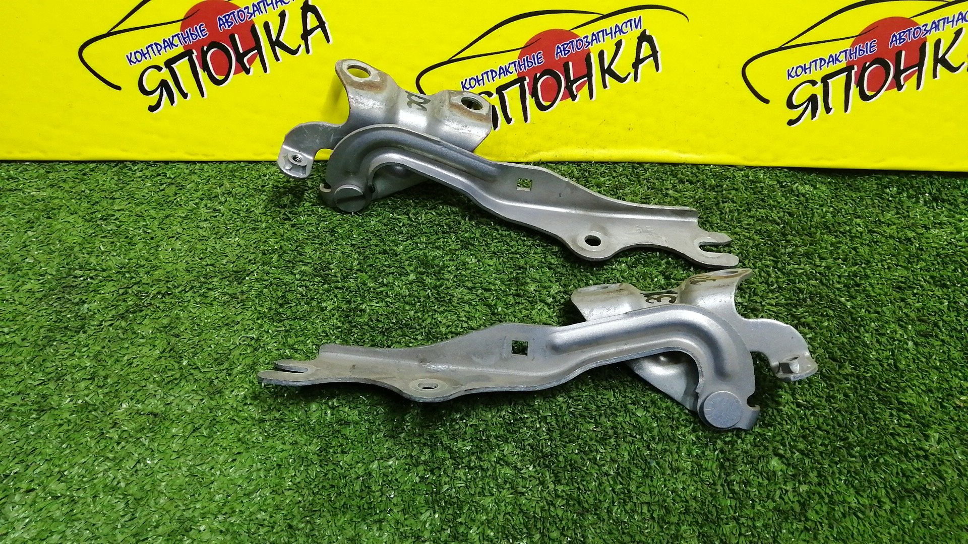 ПЕТЛЯ КАПОТА/MAZ/DEMIO/VERISA/DC5R/DC5W/DY3R/DY3W/DY5R/DY5W/КОМПЛЕКТ/B01W52420/B01W52410/D35052410C/D35052420C/D35052410B/D35052420B