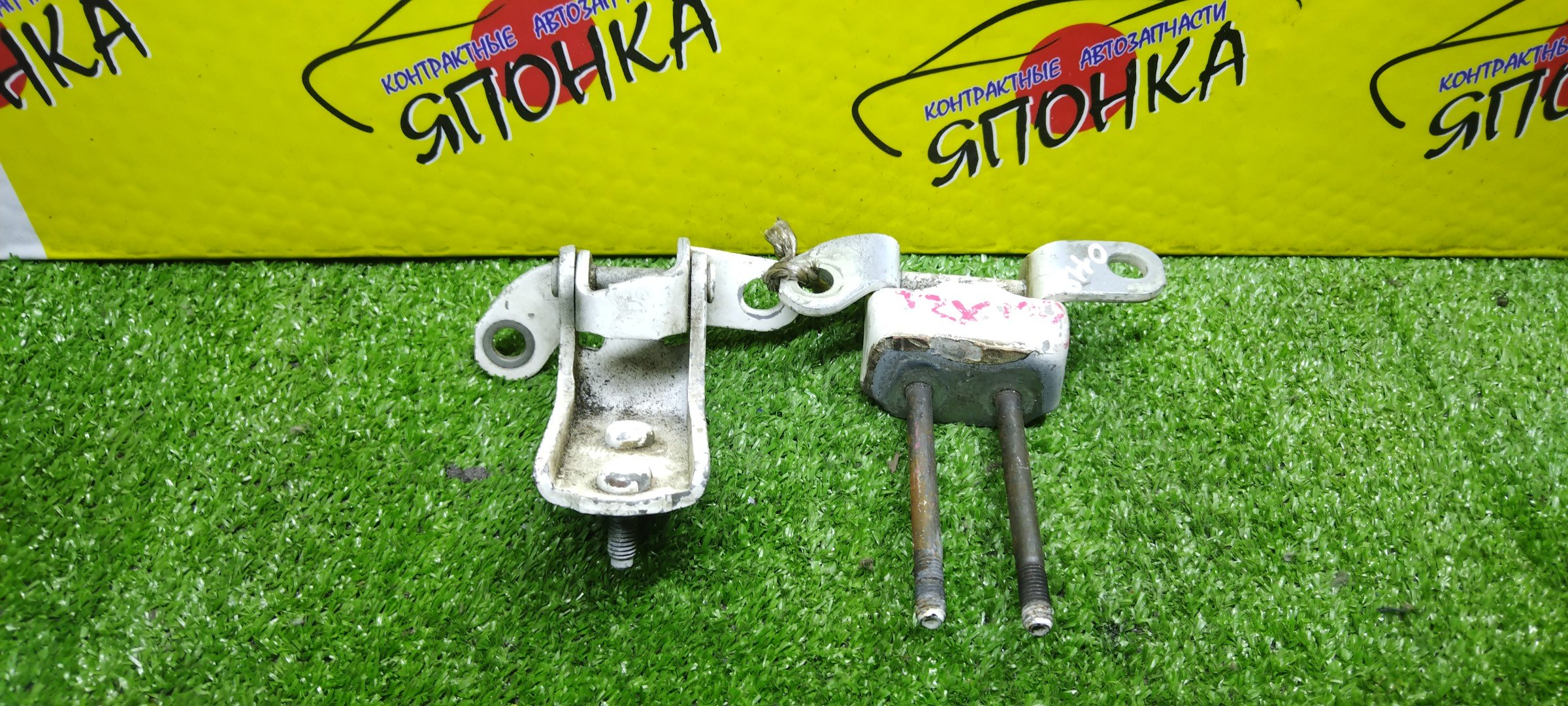 ПЕТЛИ ДВЕРИ/TOY/CAMRY/CHASER/CRESTA/MARK II WAGON BLIT/MARK II/VEROSSA/VISTA/SV40/SV43/GX100/GX105/GX90/JZX100/JZX101/JZX105/JZX90/JZX91/JZX93/LX100/LX90/SX100/SX90/GX110/GX115/JZX110/JZX115/CV40/CV43/B/R/ПАРА(ВЕРХ+НИЗ)/6875022050