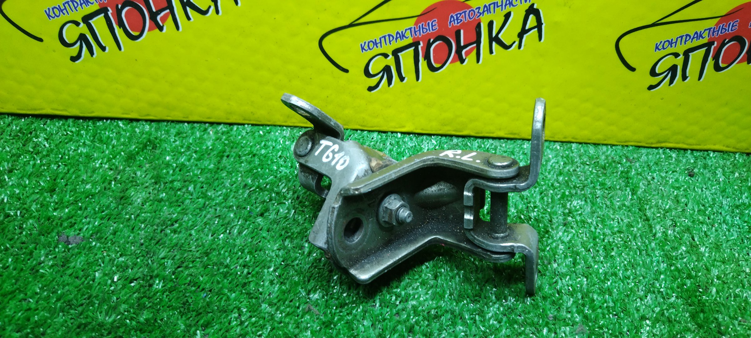 ПЕТЛИ ДВЕРИ/NIS/PRIMERA/PRIMERA CAMINO/BLUEBIRD/BLUEBIRD SYLPHY/SUNNY/P11/WHNP11/WHP11/WP11/WQP11/ENU14/EU14/HNU14/HP11/HU14/SU14/B15/FB15/FG10/FNB15/QB15/QG10/QNG10/SB15/TG10/JB15/B/L