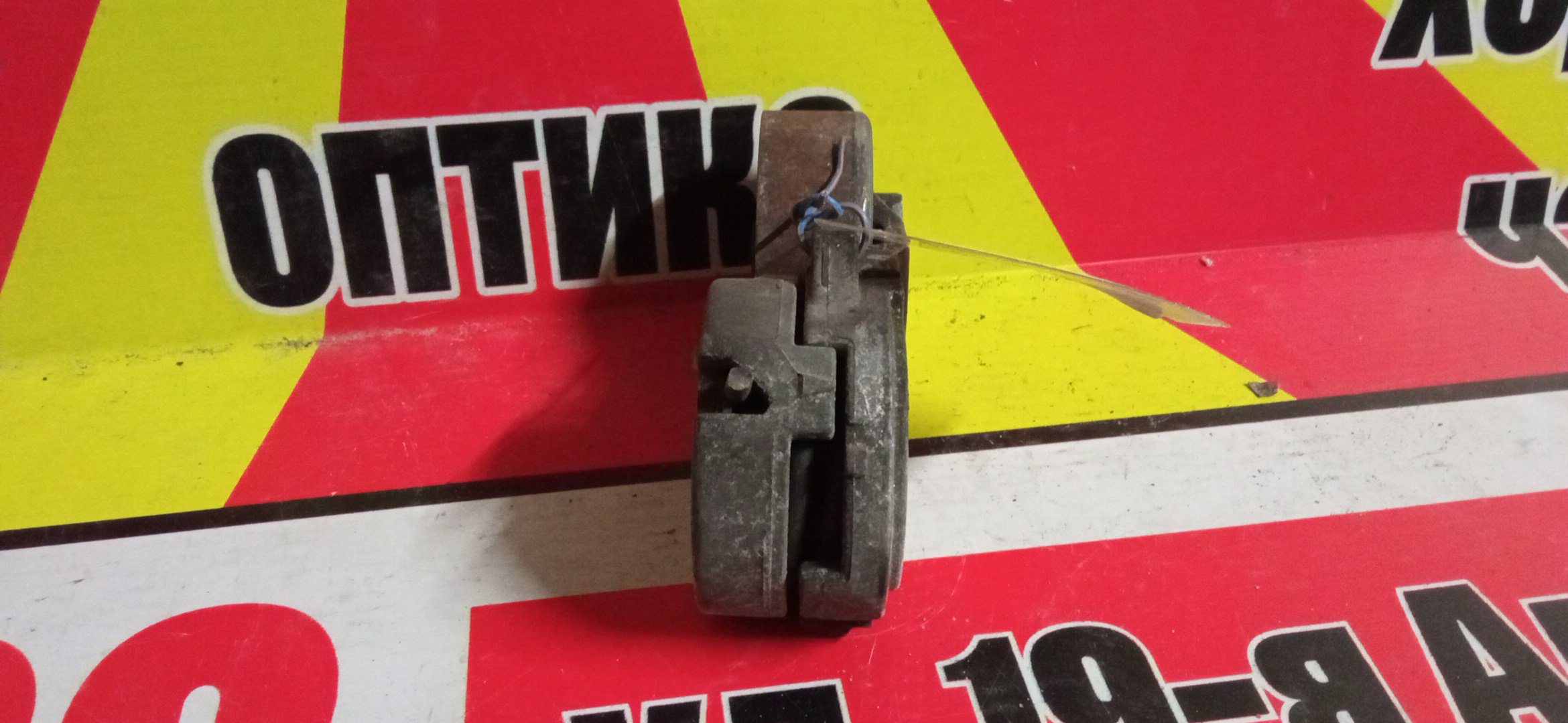 НАТЯЖИТЕЛЬ ПРИВОДНОГО РЕМНЯ/NIS/MR18/MR20/11955EN200