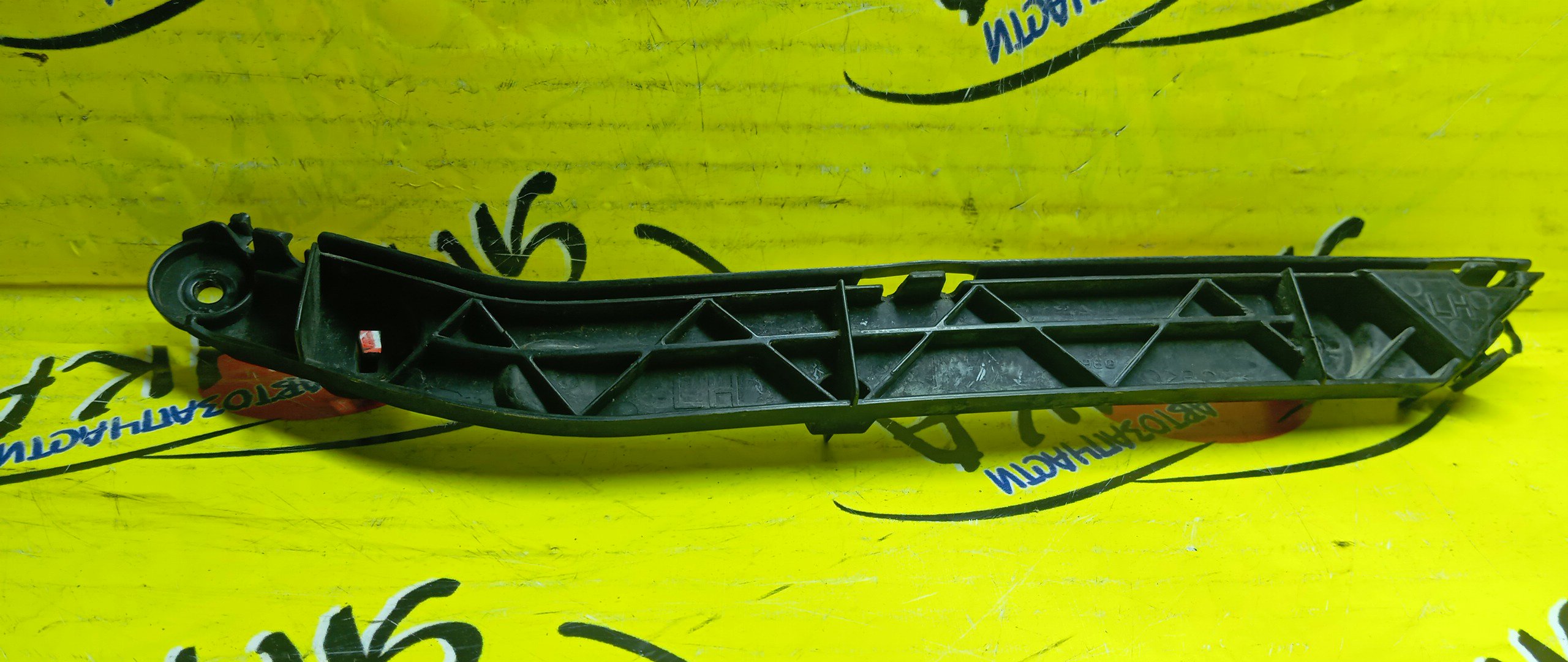 КРЕПЛЕНИЕ БАМПЕРА/TOY/SPACIO/CE121G/NZE121/ZZE122/ZZE124/F/L