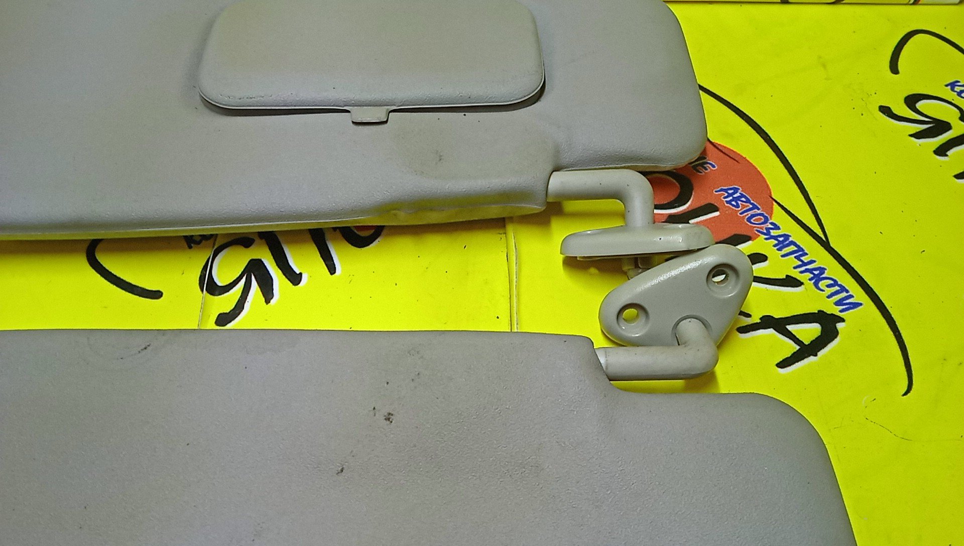 КОЗЫРЕК СОЛНЦЕЗАЩИТНЫЙ/SUB/LEGACY/BE5/BH5/ТОЛЬКО ПАРА/92011AE010OB/92011AE000GF