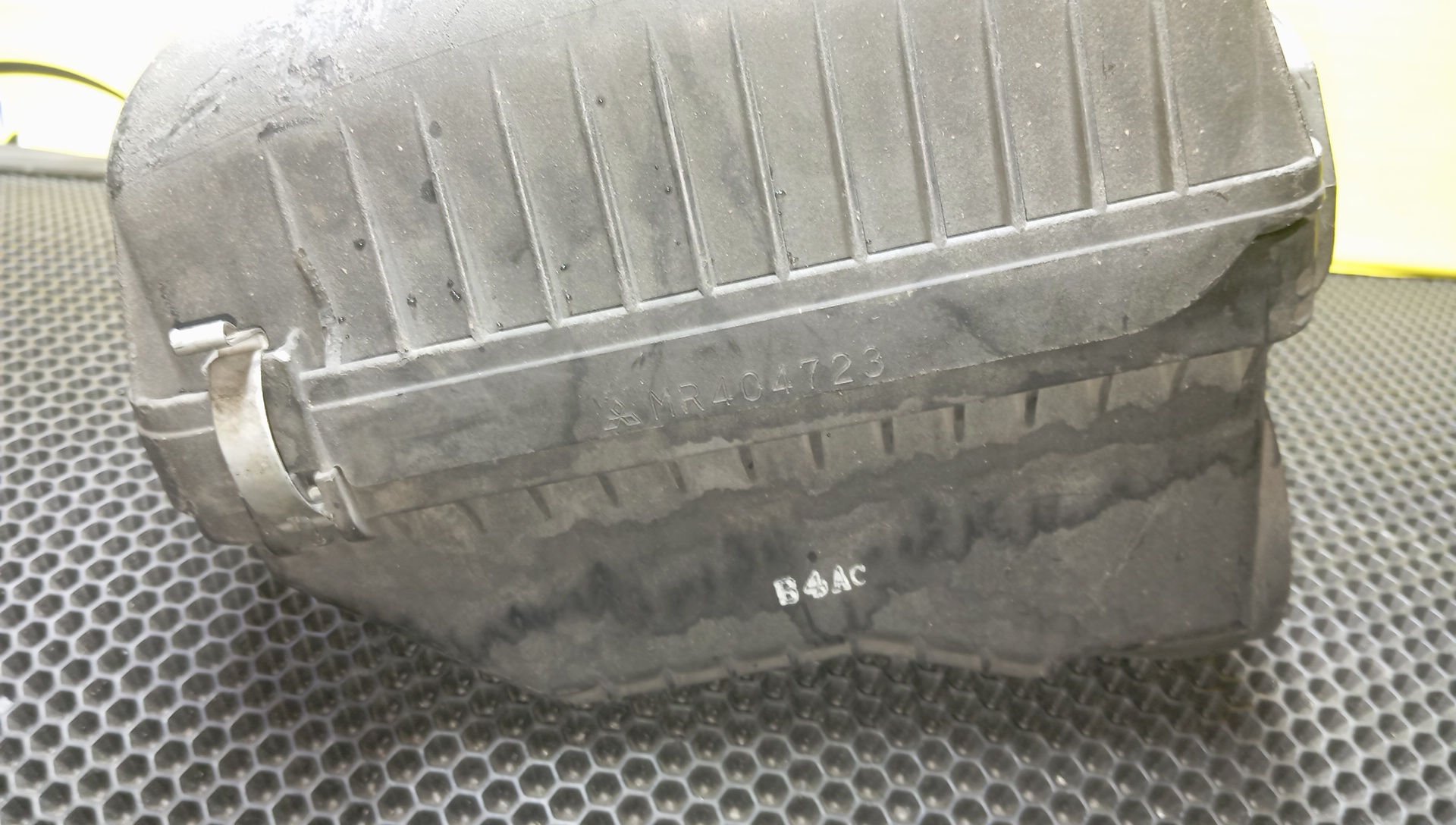 КОРПУС ВОЗДУШНОГО ФИЛЬТРА/MMC/PAJERO/V63W/V65W/V73W/V75W/V77W/6G72/6G74/6G75