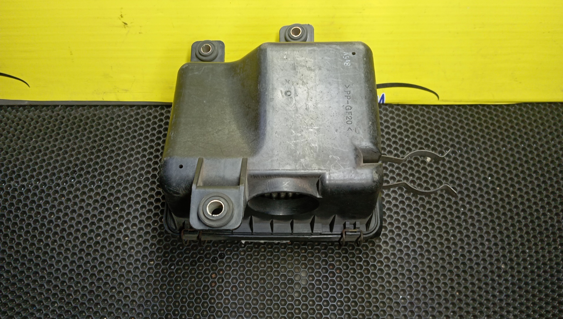 КОРПУС ВОЗДУШНОГО ФИЛЬТРА/MMC/PAJERO MINI/H58A/4A30T