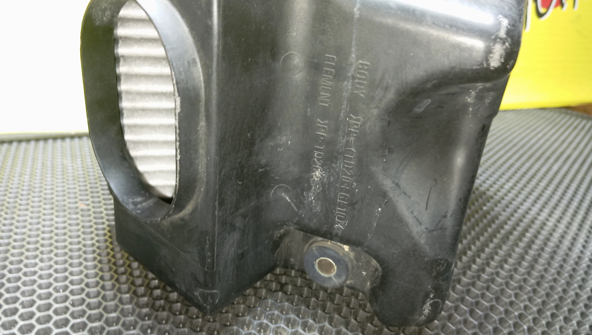 КОРПУС ВОЗДУШНОГО ФИЛЬТРА/MMC/ASPIRE/GALANT/LEGNUM/EA1A/EA1W/EA2A/EA3A/EA3W/EA7A/EA7W/EC1A/EC1W/EC3A/EC3W/EC7A/EC7W/4G64/4G93/4G94