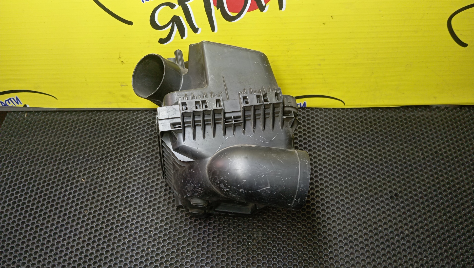 КОРПУС ВОЗДУШНОГО ФИЛЬТРА/TOY/AURIS/AVENSIS/COROLLA/VERSO/NRE180/ZGR20/ZGR21/ZRE151/ZRE152H/ZRE154H/ZRE181/ZRE182/ZRT270/ZRT271/ZRT272/1NR-FE/1ZR-FAE/1ZR-FE/2ZR-FAE/2ZR-FE/3ZR-FAE/3ZR-FE