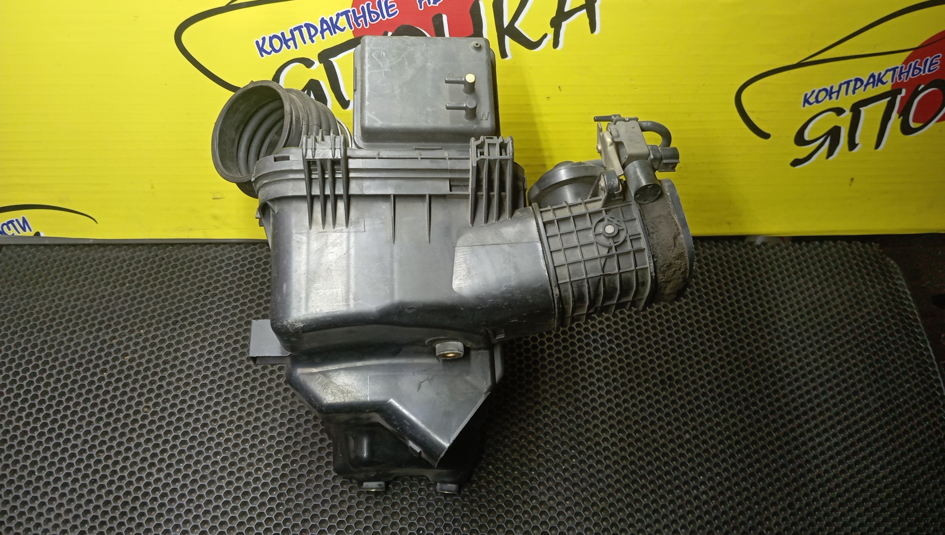 КОРПУС ВОЗДУШНОГО ФИЛЬТРА/TOY/HARRIER/MCU30