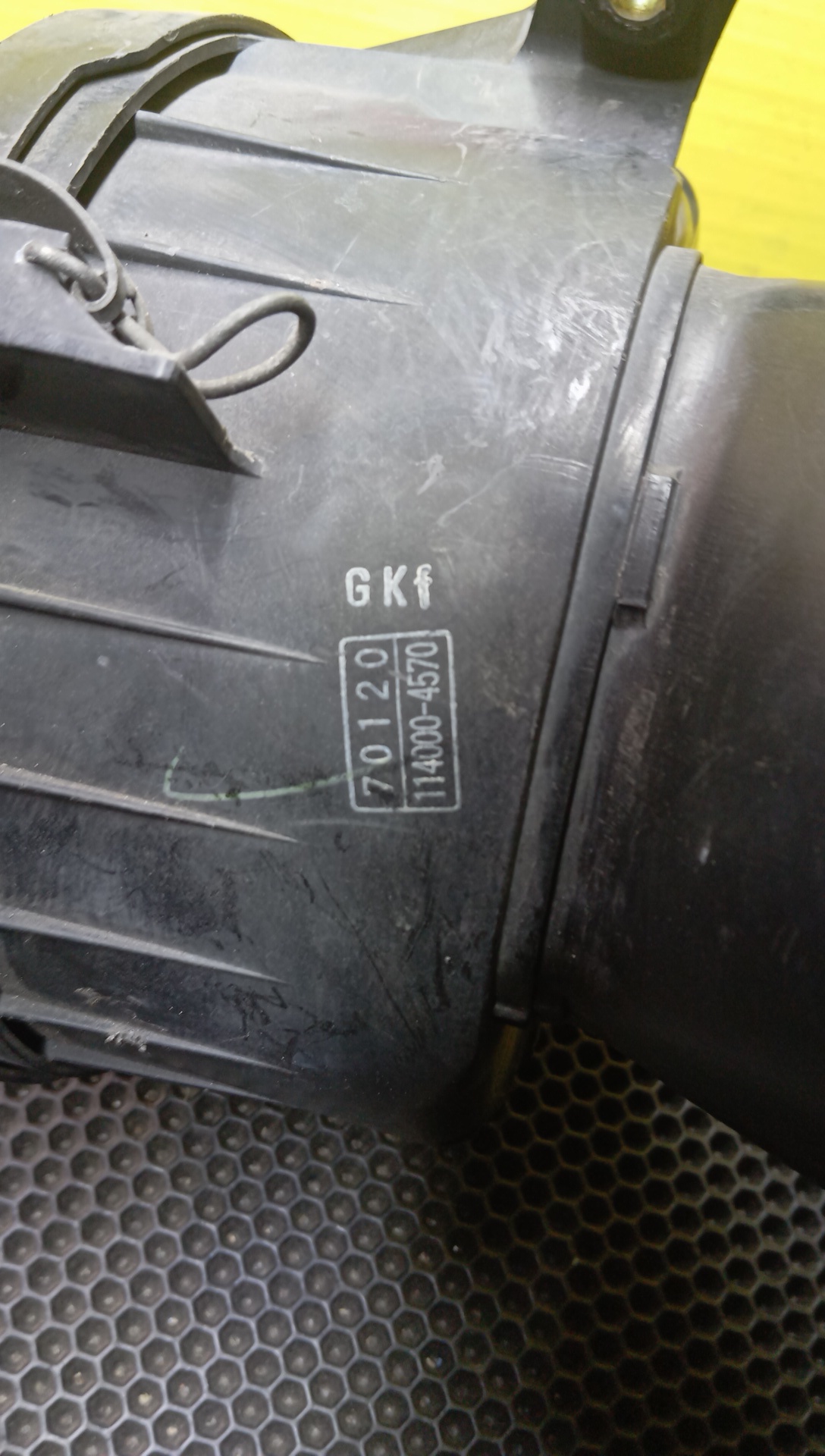 КОРПУС ВОЗДУШНОГО ФИЛЬТРА/TOY/CHASER/MARK II/CRESTA/GX81/1GGE