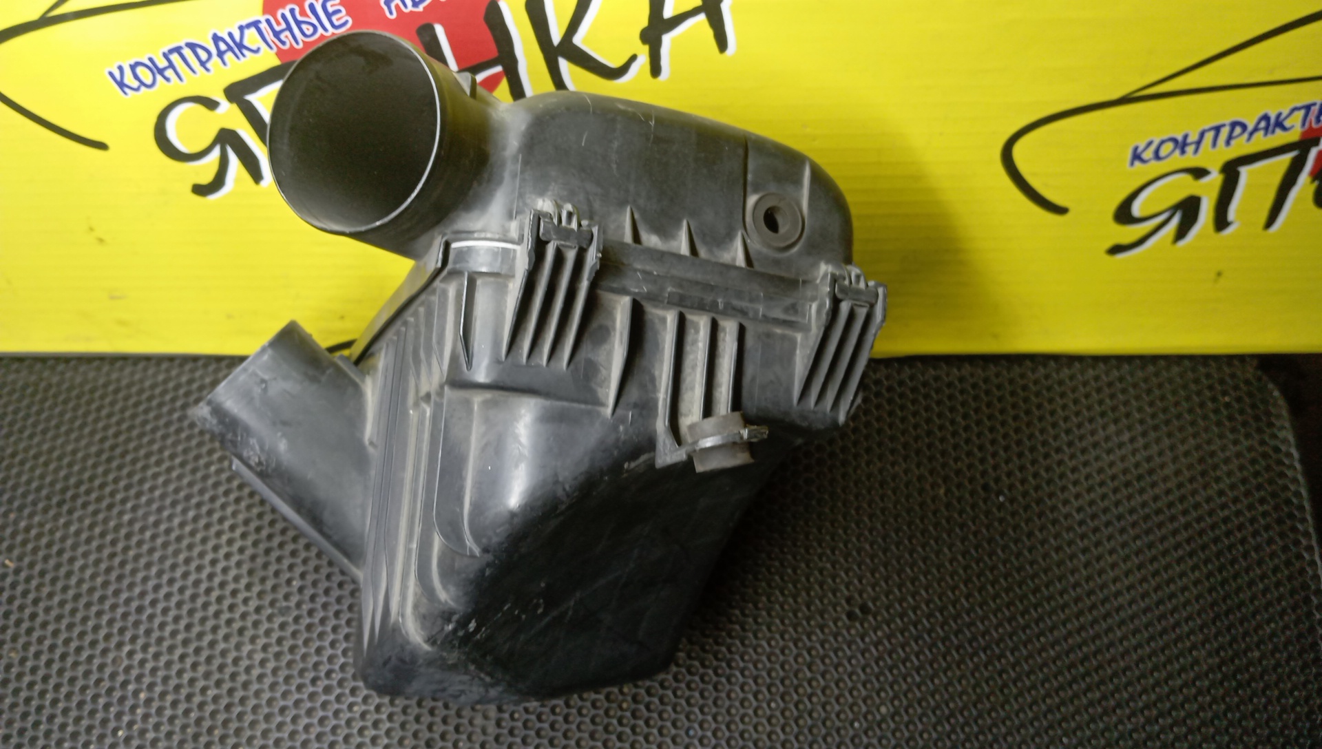 КОРПУС ВОЗДУШНОГО ФИЛЬТРА/TOY/CHASER/CRESTA/MARK II/GX100/1G-FE/НЕ VVTI/1140009500