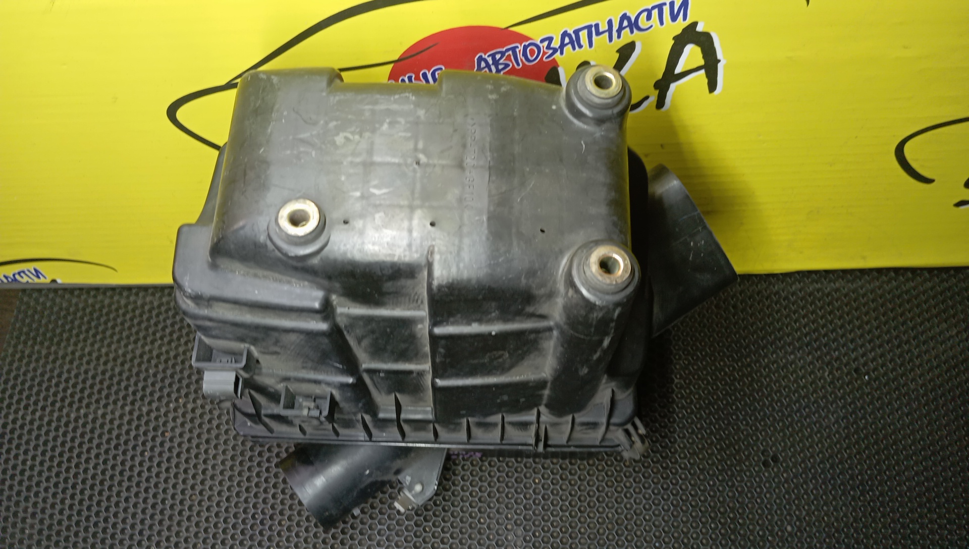 КОРПУС ВОЗДУШНОГО ФИЛЬТРА/TOY/HARRIER/ACU10/ACU15/2AZ