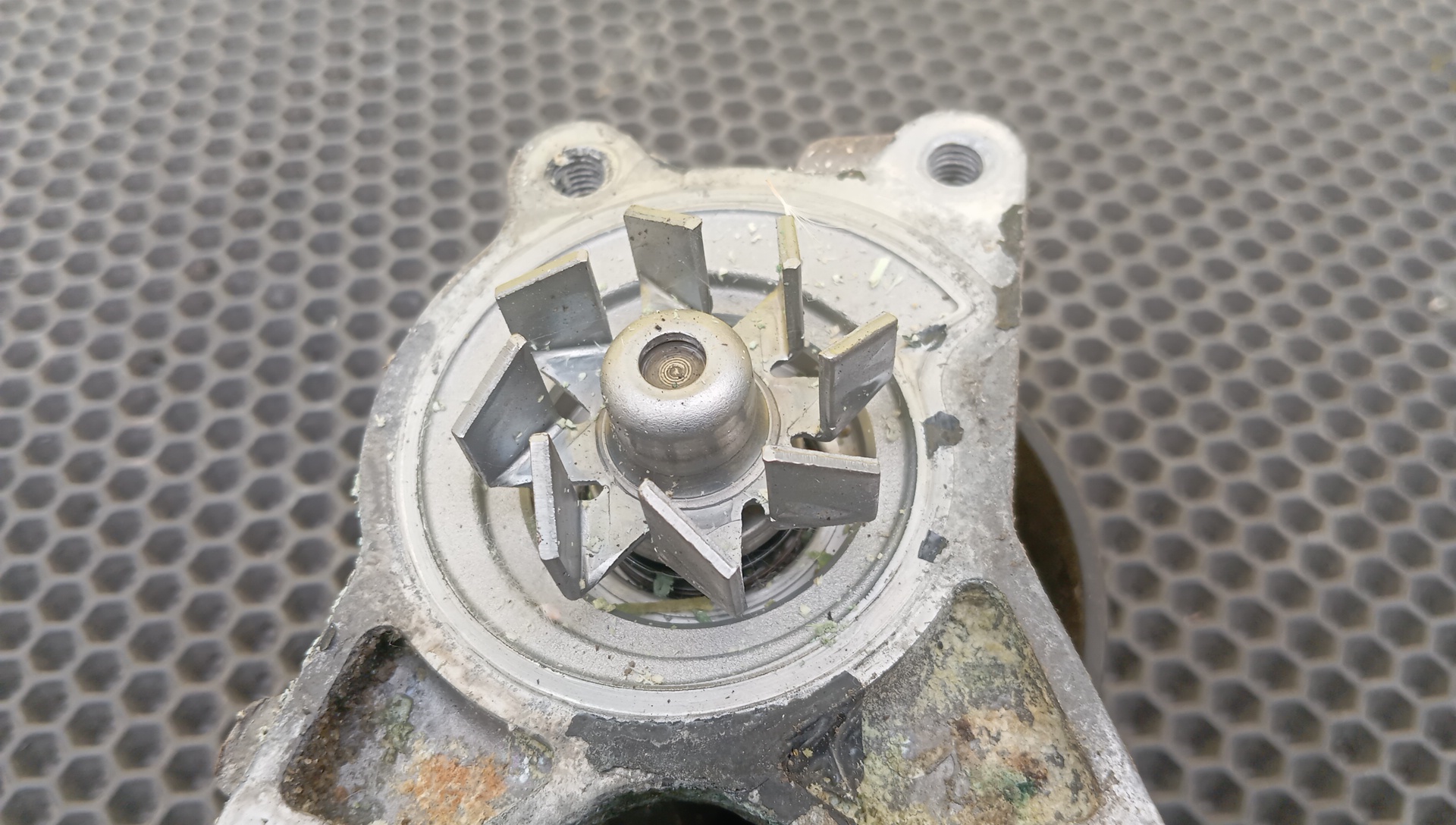 ПОМПА/NIS/MR20-DE/AD/BLUEBIRD SYLPHY/DUALIS/LAFESTA/QASHQAI+2/SERENA/TIIDA/TIIDA LATIO/WINGROAD/X-TRAIL/B30/C25/CNC25/J10/J10E/JC11/JY12/KG11/KJ10/KNJ10/NB30/NC25/NJ10/NT31/SJC11/T31/VJY12