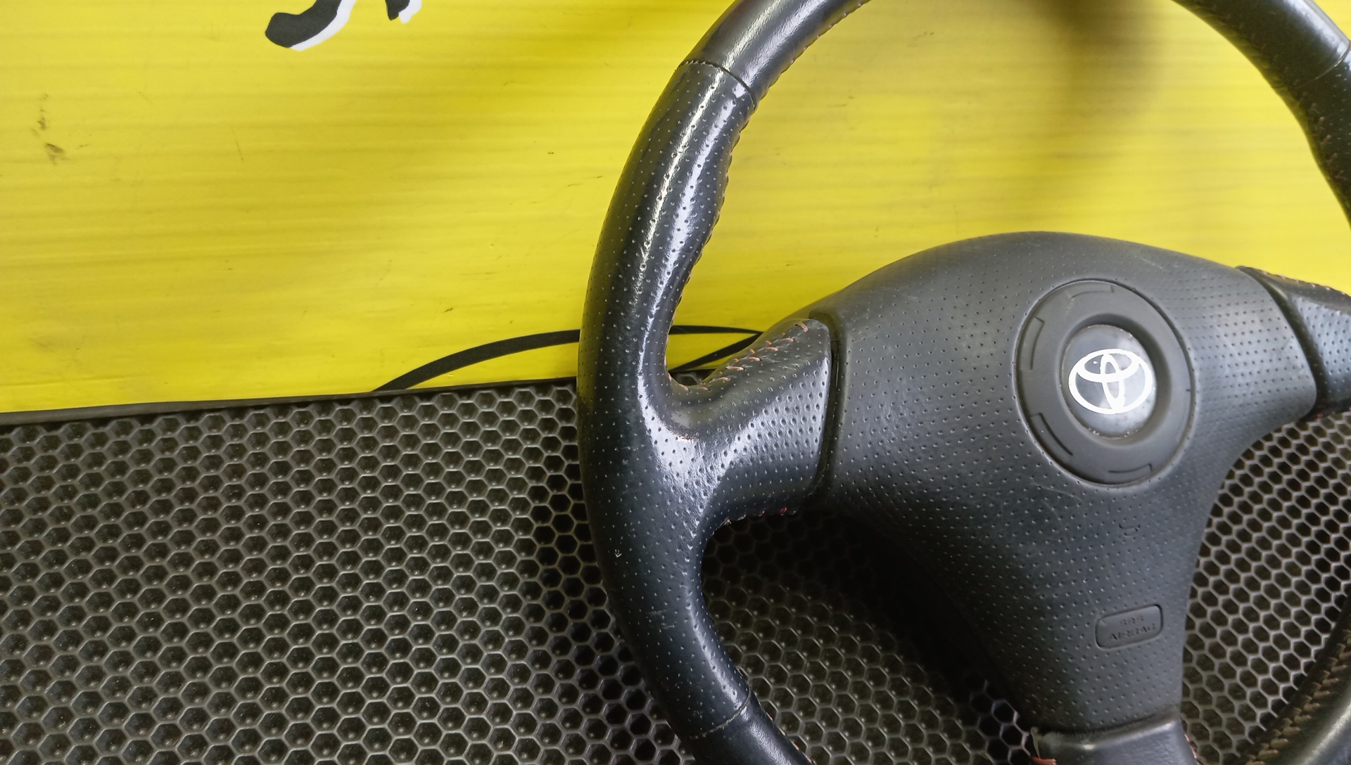 РУЛЬ/TOY/CELICA/ZZT230/ZZT231/С AIRBAG/451002B710/3 ЛУЧА