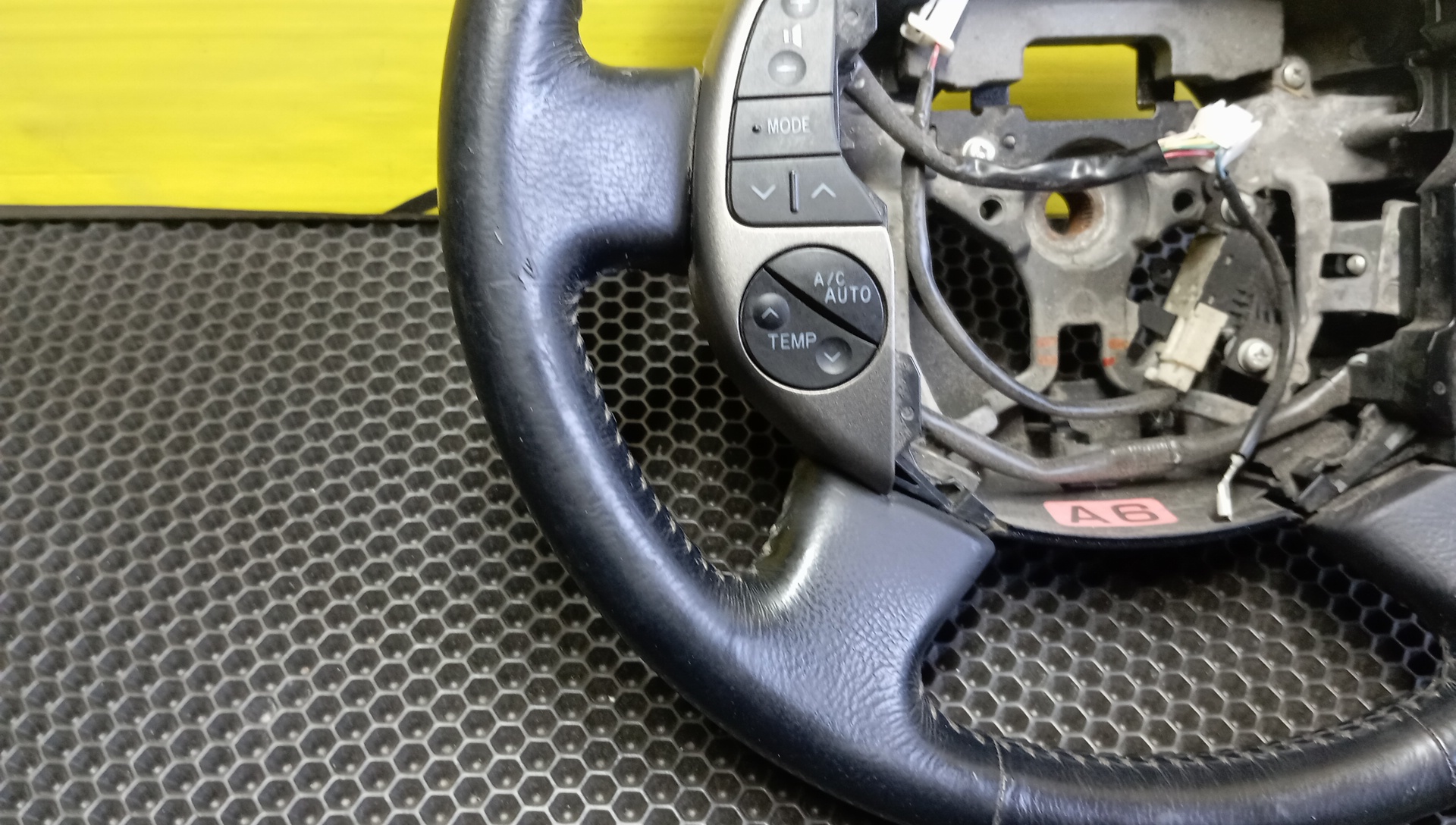 РУЛЬ/TOY/PRIUS/NHW20L/NHW20/МУЛЬТИРУЛЬ/4510047060/4 ЛУЧА