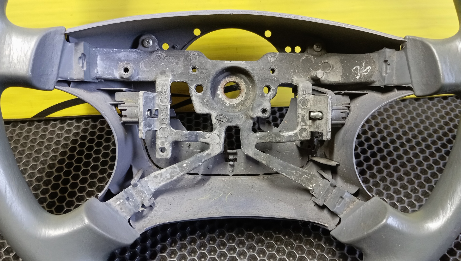 РУЛЬ/TOY/COROLLA/GAIA/IPSUM/LITE ACE NOAH/PICNIC/SPRINTER CARIB/SPRINTER/AE110/AE111/SXM10/ACM10/SR40/SR50/CR40/CR50/CXM10/AE115/4510012891/4 ЛУЧА