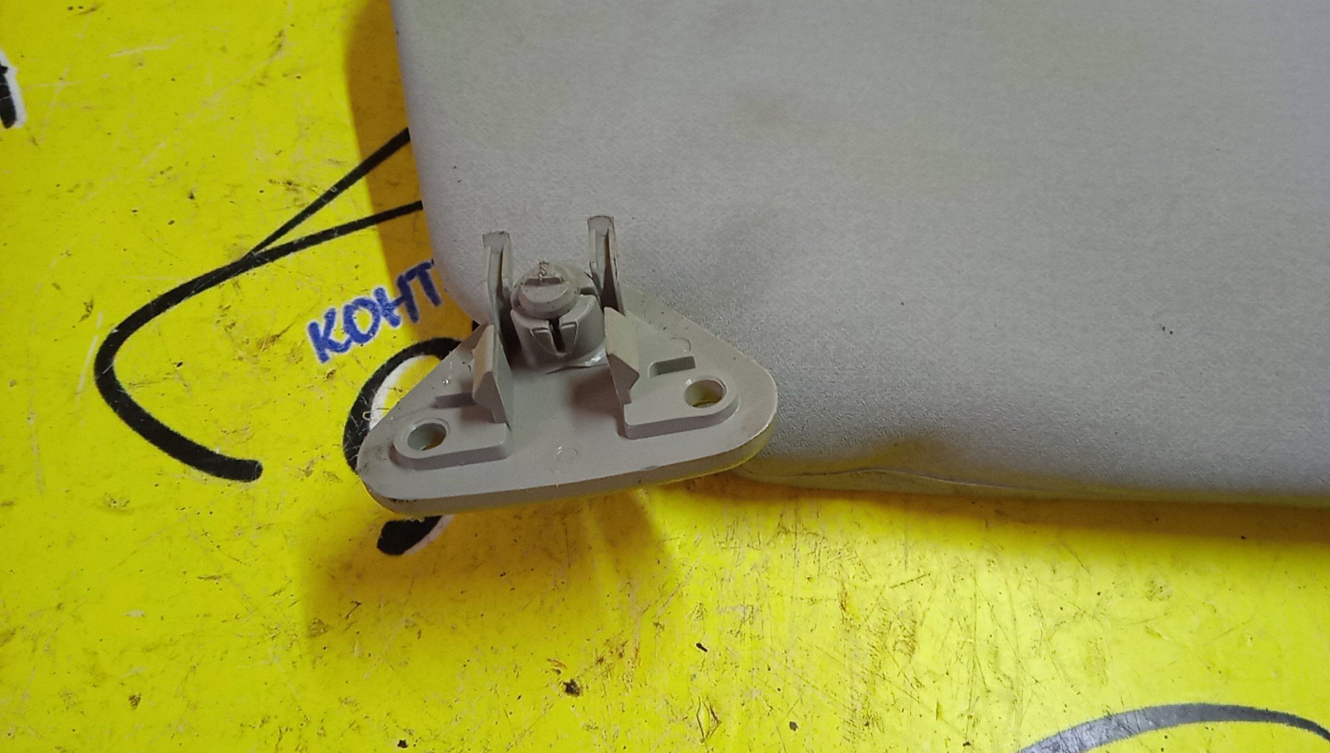 КОЗЫРЕК СОЛНЦЕЗАЩИТНЫЙ/MMC/LANCER/LANCER CEDIA/CARGO/CS2A/CS3A/CS5A/CS5W/CS2V/ТОЛЬКО ПАРА/MR619724/MR619723