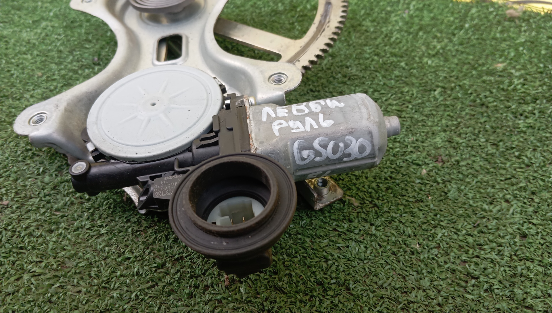 СТЕКЛОПОДЪЕМНИК/TOY/LEXUS RX300/HARRIER/ACU30W/ACU35W/GSU30/GSU30W/GSU35/MCU30W/MCU31W/MCU35W/MCU36W/MCU38/MHU38W/F/L/6980233040