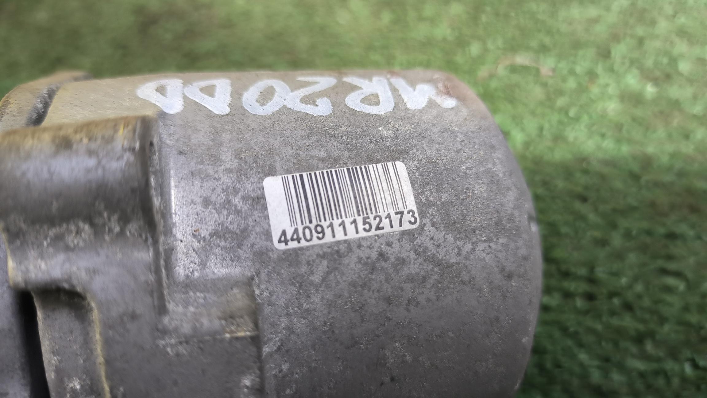 РОЛИК НАТЯЖНОЙ/NIS/MR20DD/X-TRAIL/SERENA/NT32/T32/HC26/NC26/C26/FC26/HFC26/FNC26/441601182348