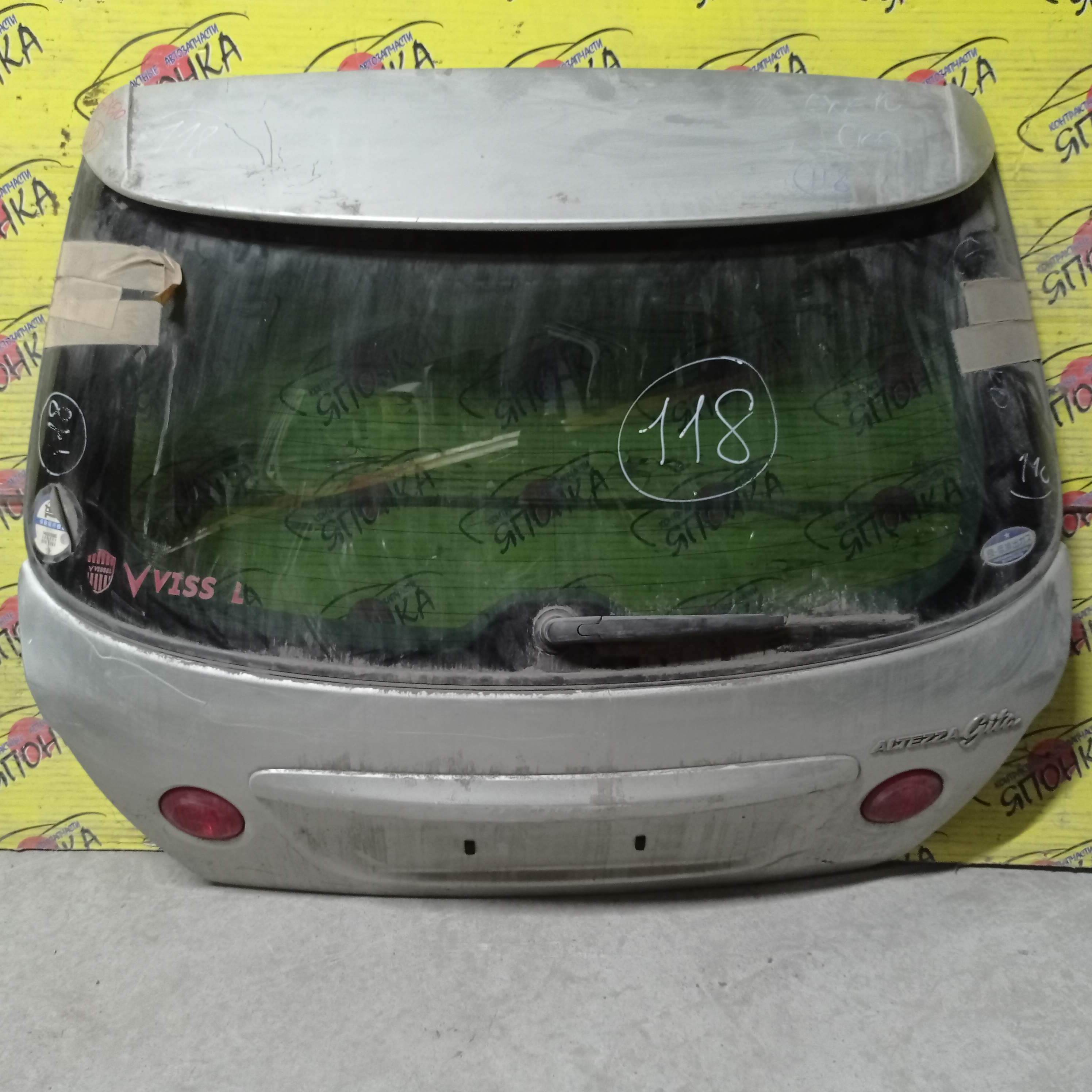 ДВЕРЬ ЗАДНЯЯ/TOY/ALTEZZA GITA/SXE10/GXE10/GXE10W/GXE15W/JCE10W/JCE15W/6700553010/СО СПОЙЛЕРОМ