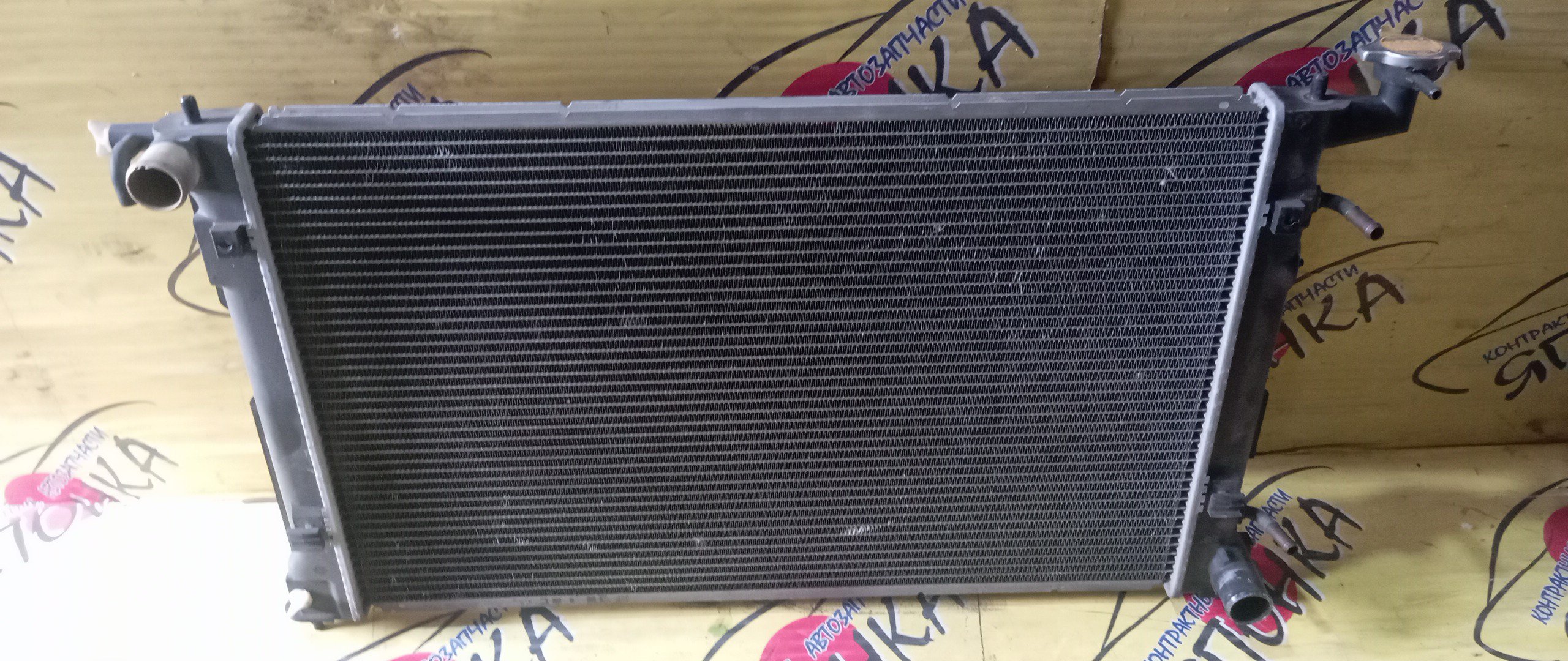 РАДИАТОР ДВИГАТЕЛЯ/TOY/VISTA/VISTA ARDEO/ZZV50/ZZV50G/1ZZFE/1640022050/С ТРУБКАМИ