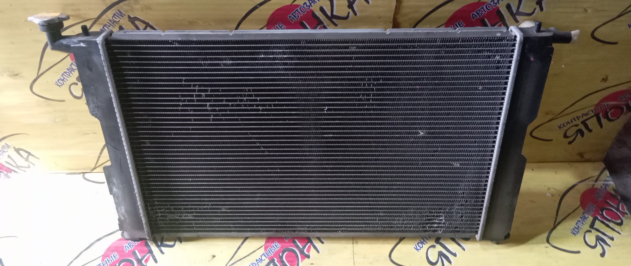 РАДИАТОР ДВИГАТЕЛЯ/TOY/VISTA/VISTA ARDEO/ZZV50/ZZV50G/1ZZFE/1640022050/С ТРУБКАМИ
